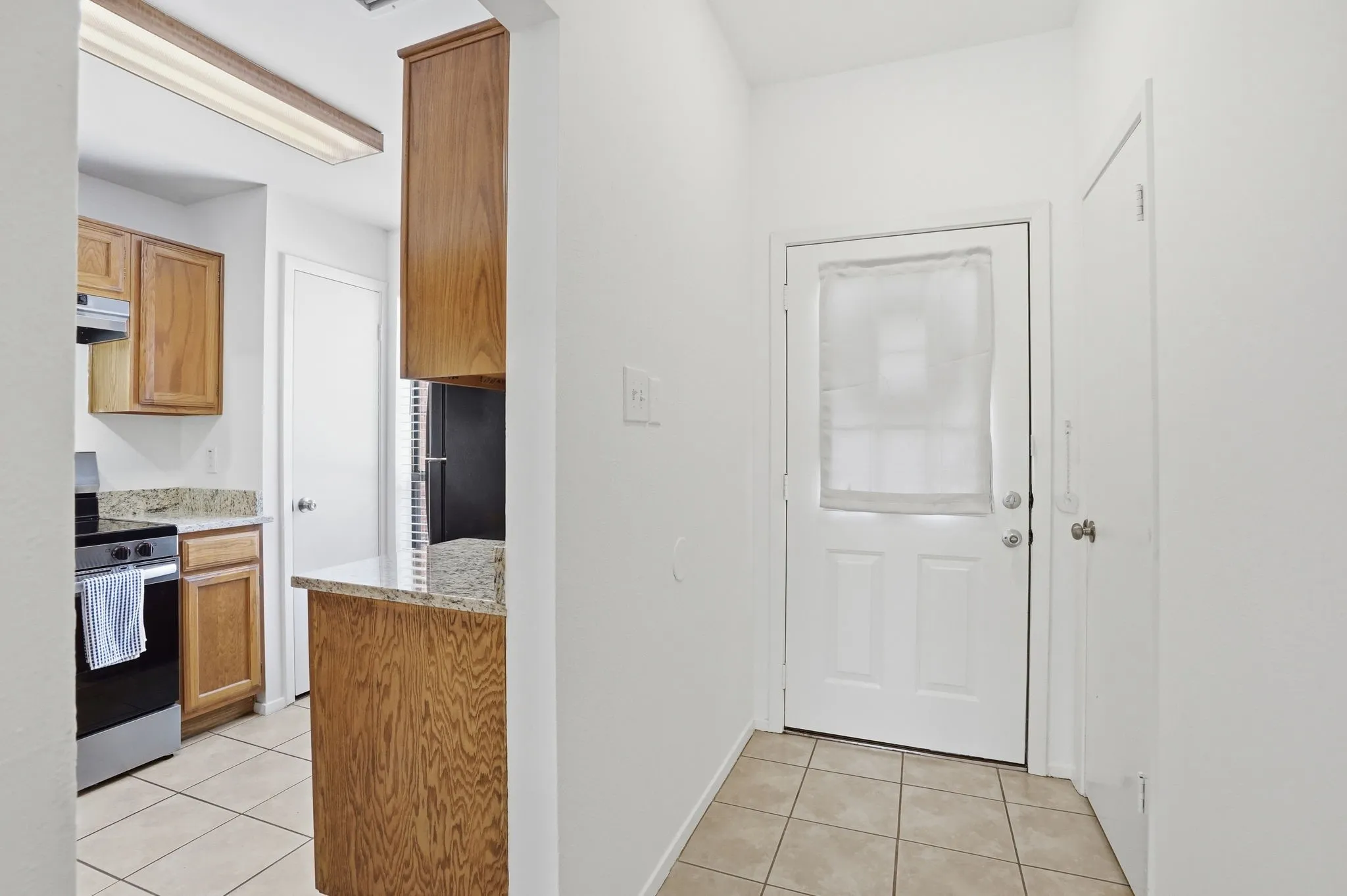 Condominium For Rent in Dallas County , 204 Samuel Boulevard i3, Coppell, Texas 75019, 2 Bedrooms, 2 Bathrooms, Garage spaces, 1,188 Sqft, built in 1984, Price $2,125, mls#21223103, Real Estate Agent in Coppell, Homes For Rent in Dallas county, Homes For Rent in Coppell, Realtor in Coppell Texas, Real Estate Brokerage Independent Realty Texas, Luminita Cordes Realtor