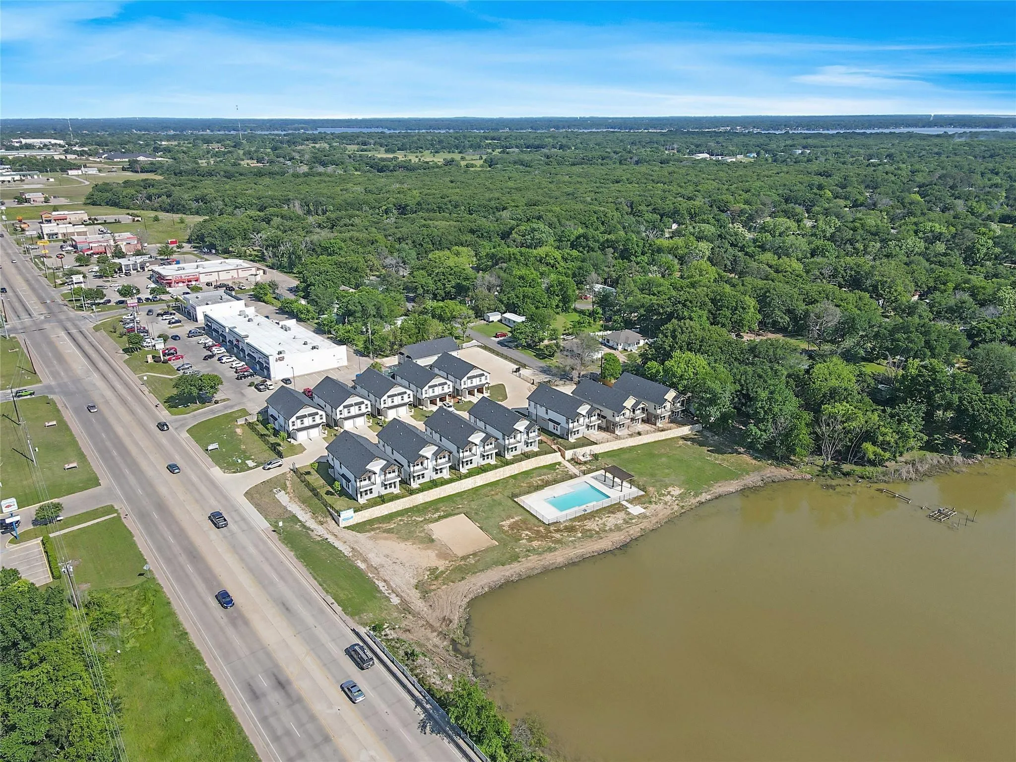 Townhouse For Rent in Henderson County , 1319 W Main Street 1, Gun Barrel City, Texas 75156, 3 Bedroom, 3 Bathroom, 1 Garage spaces, 1,545 Sqft, built in 2022, Preowned, mls#21222849, Real Estate Agent in Gun Barrel City, Homes For Rent in Henderson county, Homes For Rent in Gun Barrel City, Realtor in Gun Barrel City Texas, Real Estate Brokerage Independent Realty Texas, Luminita Cordes Realtor