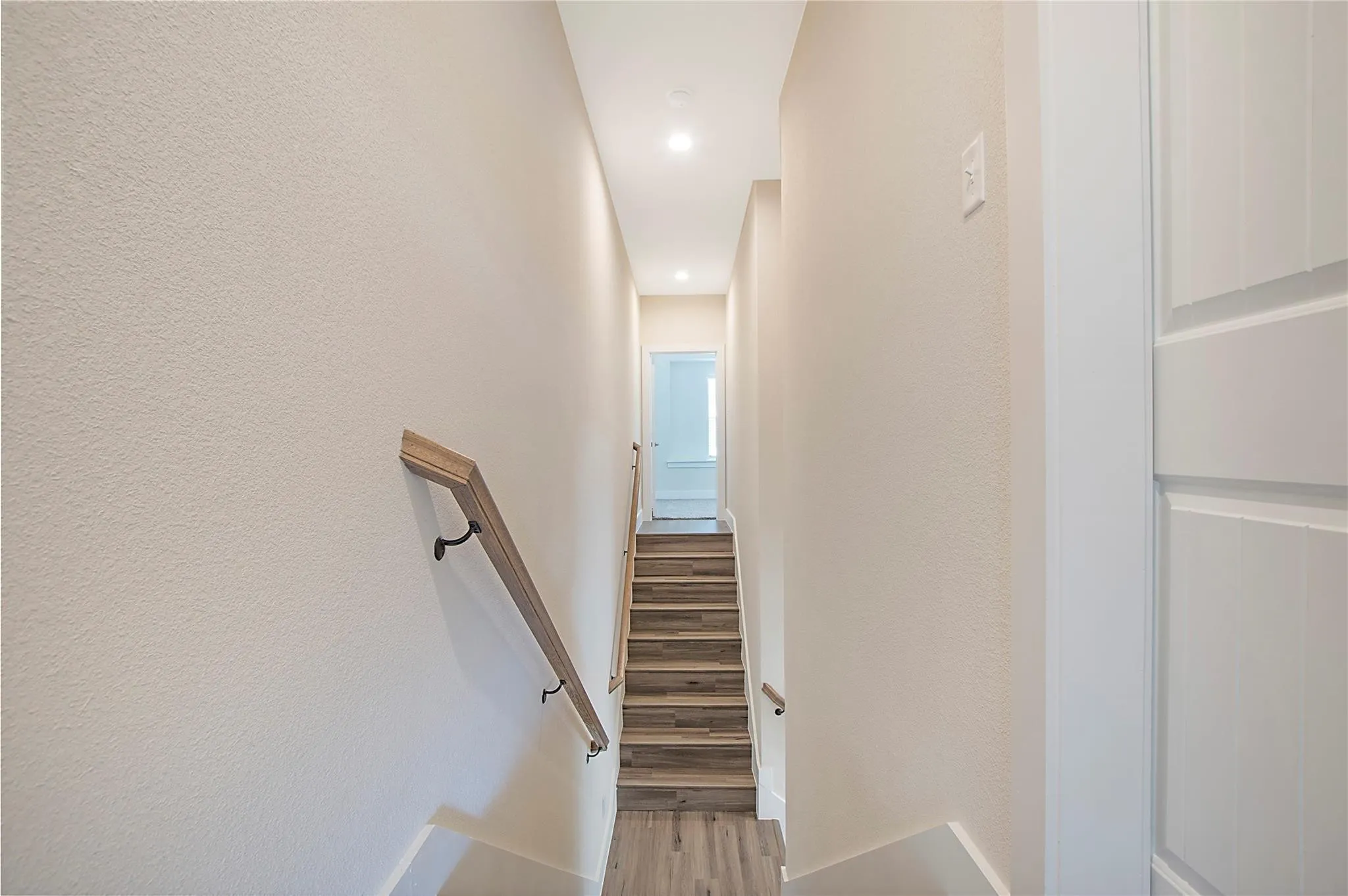 Townhouse For Rent in Henderson County , 1319 W Main Street 1, Gun Barrel City, Texas 75156, 3 Bedroom, 3 Bathroom, 1 Garage spaces, 1,545 Sqft, built in 2022, Preowned, mls#21222849, Real Estate Agent in Gun Barrel City, Homes For Rent in Henderson county, Homes For Rent in Gun Barrel City, Realtor in Gun Barrel City Texas, Real Estate Brokerage Independent Realty Texas, Luminita Cordes Realtor