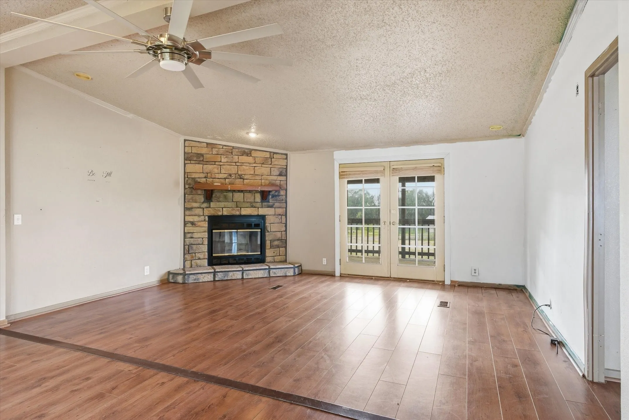 Mobile Home For Sale in Smith County , 25294 HWY 80, Grand Saline, Texas 75140, 3 Bedrooms, 2 Bathrooms, Garage spaces, 1,478 Sqft, built in 2000, Price $220,000, mls#21223080, Real Estate Agent in Grand Saline, Homes For Sale in Smith county, Homes For Sale in Grand Saline, Realtor in Grand Saline Texas, Real Estate Brokerage Independent Realty Texas, Luminita Cordes Realtor