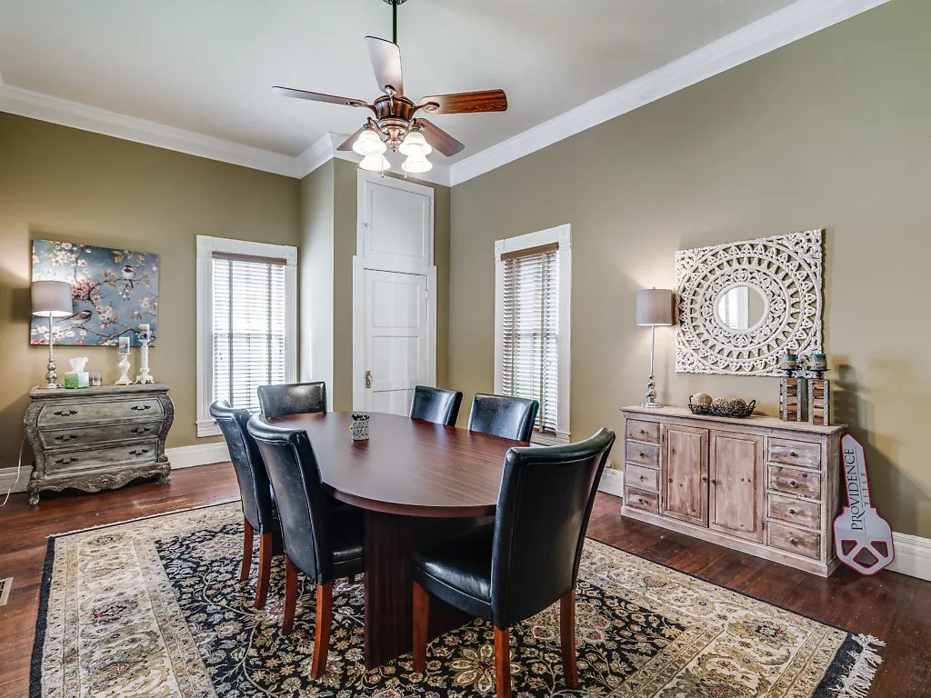 Office For Rent in Ellis County , 617 W Main Street, Midlothian, Texas 76065, 0, 0, Garage spaces, 0 Sqft, built in 1920, Preowned, Price $4,700, mls#21211061, Real Estate Agent in Midlothian, Homes For Rent in Ellis county, Homes For Rent in Midlothian, Realtor in Midlothian Texas, Real Estate Brokerage Independent Realty Texas, Luminita Cordes Realtor