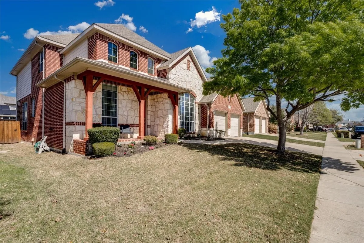 Single Family Residence For Sale in Dallas County , 6205 Fieldcrest Lane, Sachse, Texas 75048, 4 Bedroom, 4 Bathroom, 3 Garage spaces, 3,666 Sqft, built in 2005, mls#21223196, Real Estate Agent in Sachse, Homes For Sale in Dallas county, Homes For Sale in Sachse, Realtor in Sachse Texas, Real Estate Brokerage Independent Realty Texas, Luminita Cordes Realtor