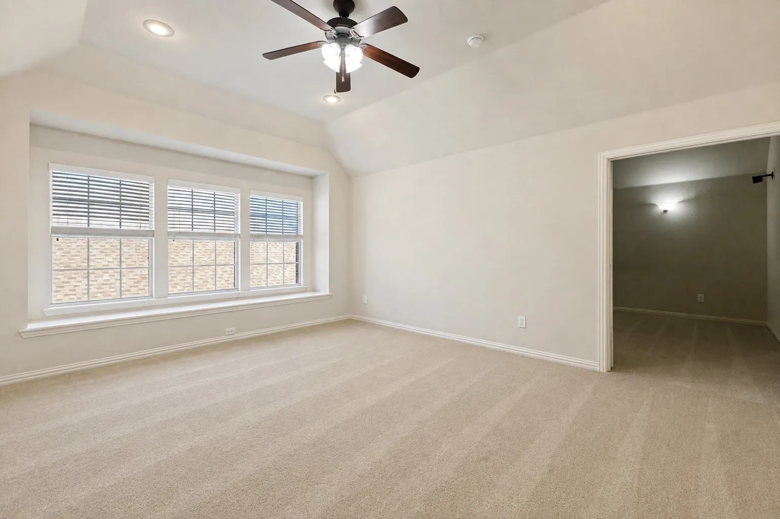 Single Family Residence For Sale in Dallas County , 6205 Fieldcrest Lane, Sachse, Texas 75048, 4 Bedroom, 4 Bathroom, 3 Garage spaces, 3,666 Sqft, built in 2005, mls#21223196, Real Estate Agent in Sachse, Homes For Sale in Dallas county, Homes For Sale in Sachse, Realtor in Sachse Texas, Real Estate Brokerage Independent Realty Texas, Luminita Cordes Realtor