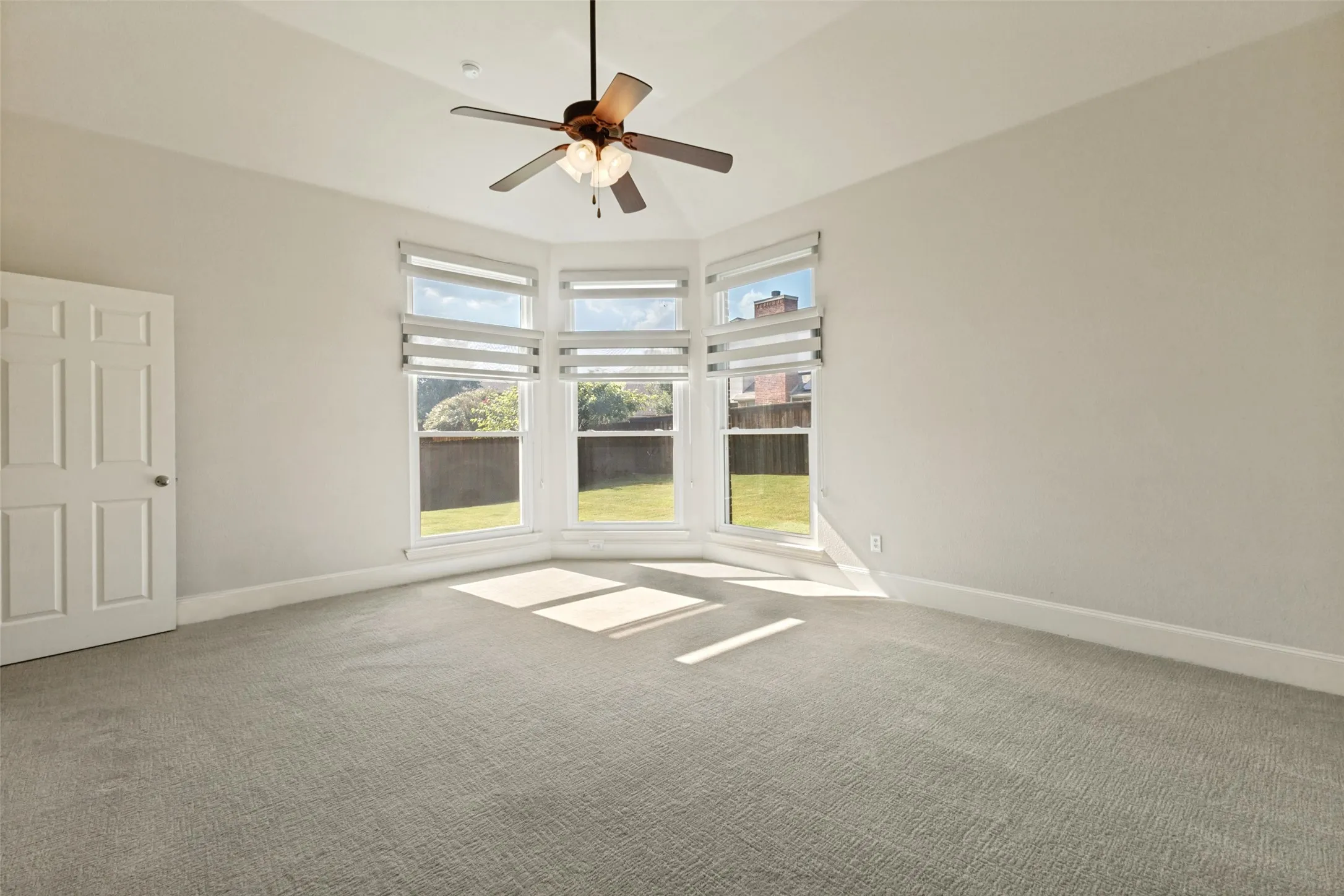 Single Family Residence For Sale in Dallas County , 6205 Fieldcrest Lane, Sachse, Texas 75048, 4 Bedroom, 4 Bathroom, 3 Garage spaces, 3,666 Sqft, built in 2005, mls#21223196, Real Estate Agent in Sachse, Homes For Sale in Dallas county, Homes For Sale in Sachse, Realtor in Sachse Texas, Real Estate Brokerage Independent Realty Texas, Luminita Cordes Realtor