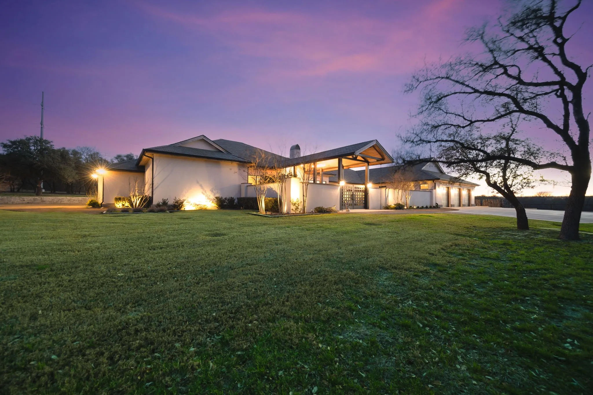 Farm For Sale in Tarrant County , 319 Verna Trail N, Fort Worth, Texas 76108, 4 Bedroom, 6 Bathroom, 3 Garage spaces, 6,500 Sqft, built in 2022, mls#21222745, Real Estate Agent in Fort Worth, Homes For Sale in Tarrant county, Homes For Sale in Fort Worth, Realtor in Fort Worth Texas, Real Estate Brokerage Independent Realty Texas, Luminita Cordes Realtor