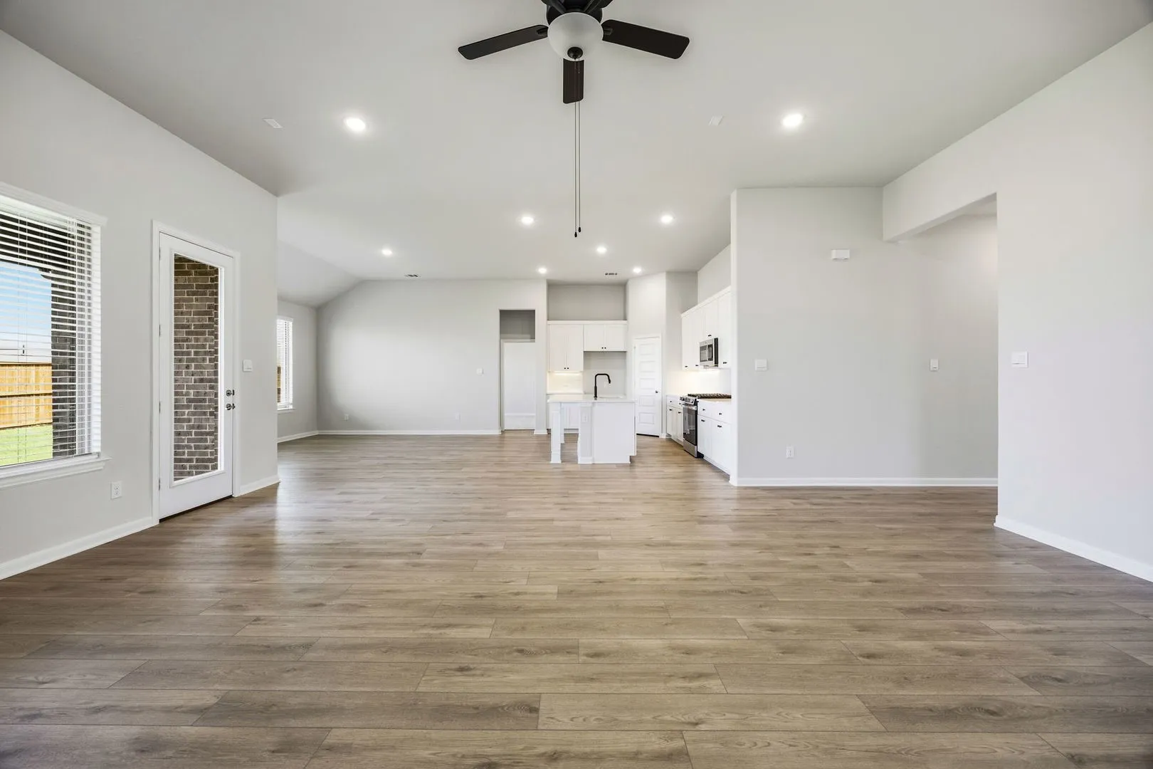 12-web-or-mls-1506-red-clover-ave