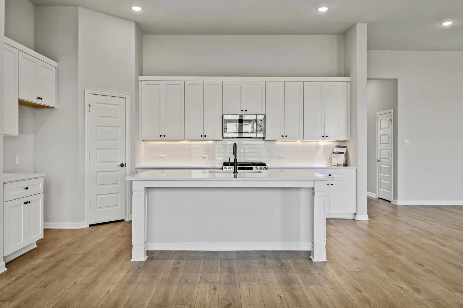 16-web-or-mls-1506-red-clover-ave