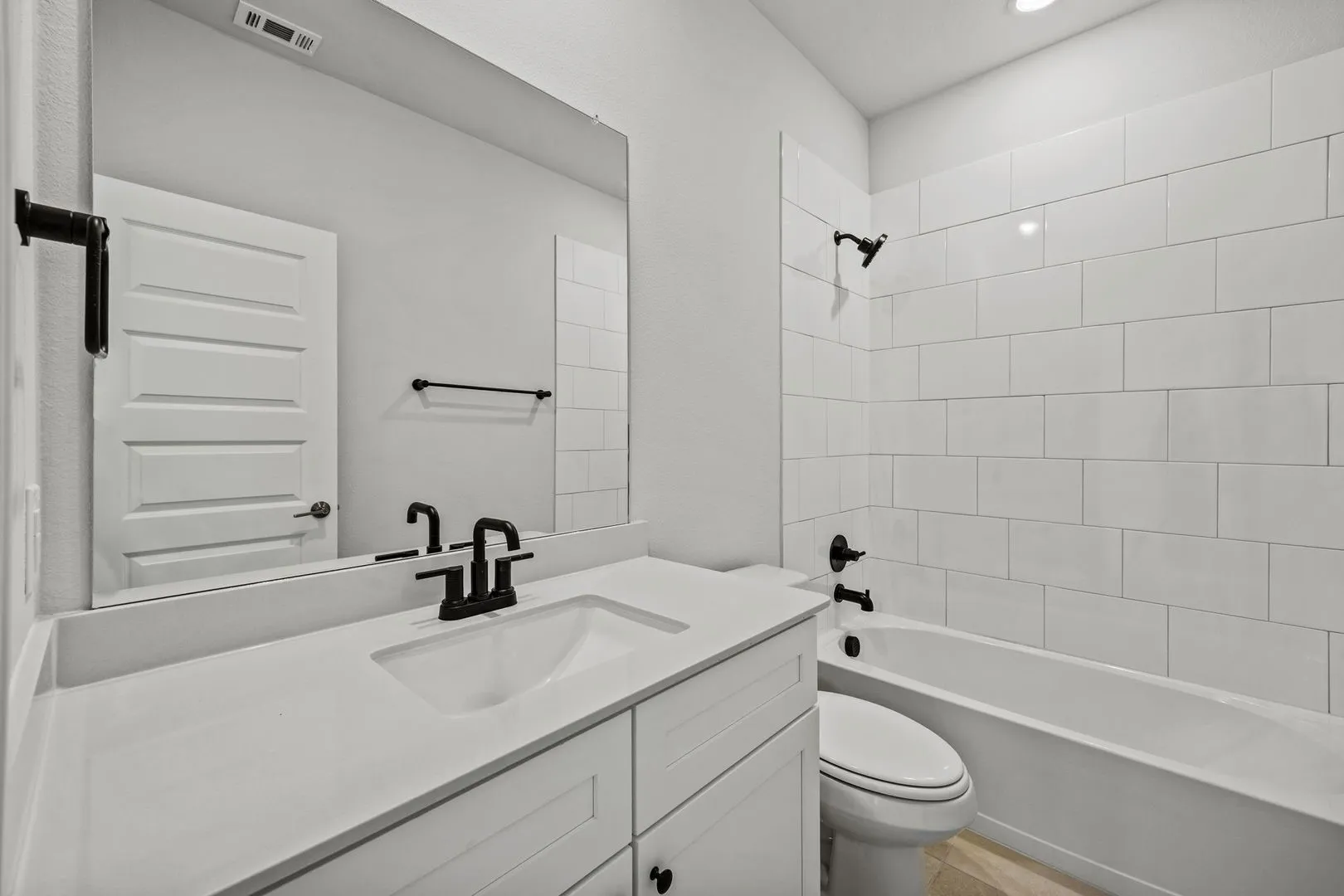26-web-or-mls-1506-red-clover-ave