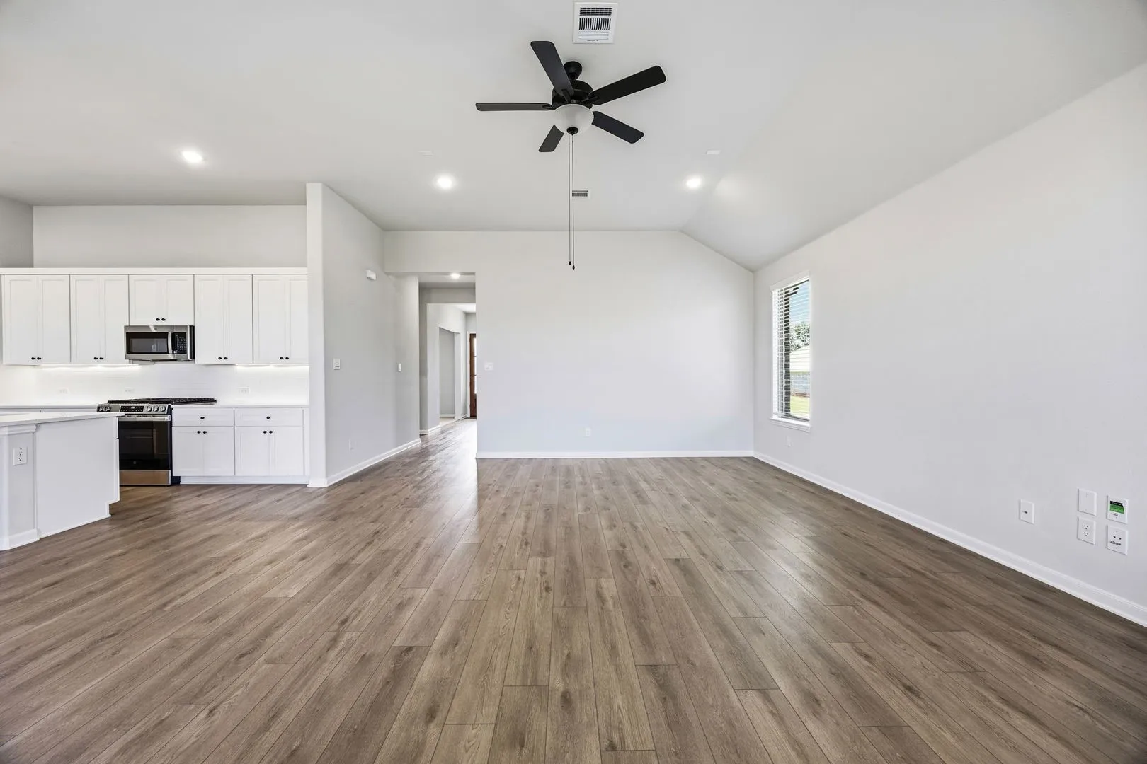 8-web-or-mls-1506-red-clover-ave