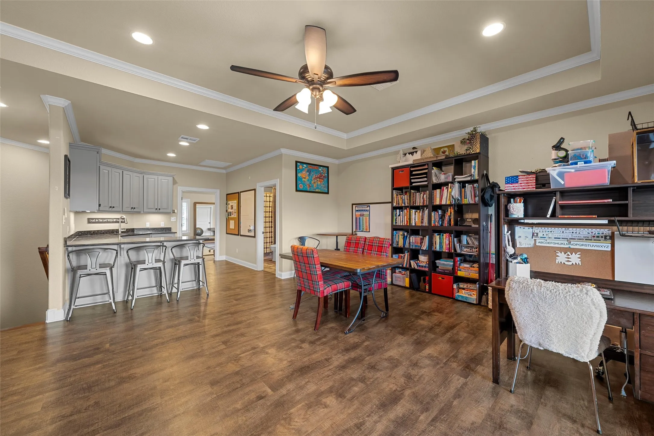 Single Family Residence For Sale in Mc Lennan County , 14690 Chapel Road, Lorena, Texas 76655, 5 Bedroom, 6 Bathroom, 3 Garage spaces, 5,639 Sqft, built in 2017, mls#21221985, Real Estate Agent in Lorena, Homes For Sale in Mc Lennan county, Homes For Sale in Lorena, Realtor in Lorena Texas, Real Estate Brokerage Independent Realty Texas, Luminita Cordes Realtor