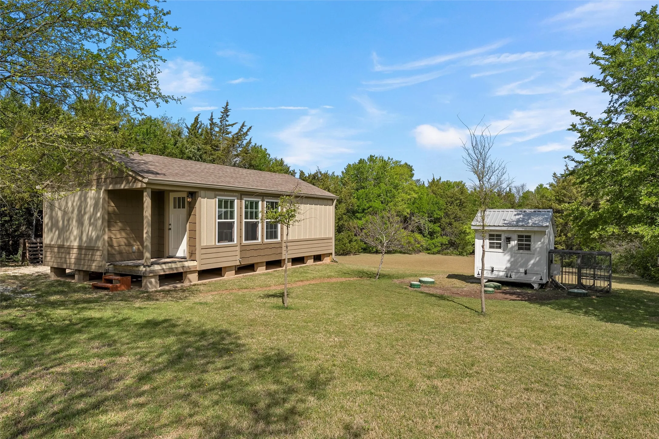 Single Family Residence For Sale in Mc Lennan County , 14690 Chapel Road, Lorena, Texas 76655, 5 Bedroom, 6 Bathroom, 3 Garage spaces, 5,639 Sqft, built in 2017, mls#21221985, Real Estate Agent in Lorena, Homes For Sale in Mc Lennan county, Homes For Sale in Lorena, Realtor in Lorena Texas, Real Estate Brokerage Independent Realty Texas, Luminita Cordes Realtor