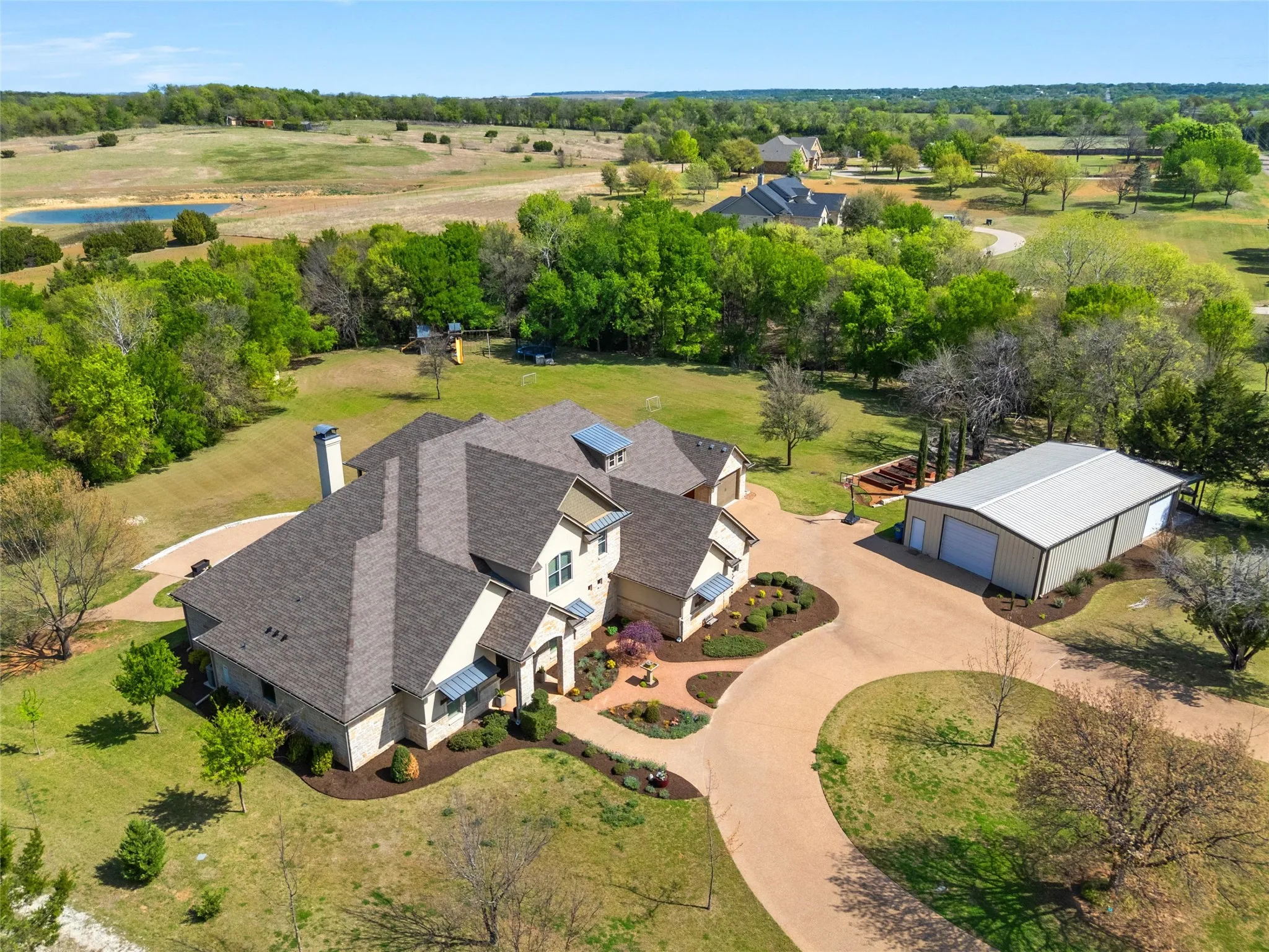 Single Family Residence For Sale in Mc Lennan County , 14690 Chapel Road, Lorena, Texas 76655, 5 Bedroom, 6 Bathroom, 3 Garage spaces, 5,639 Sqft, built in 2017, mls#21221985, Real Estate Agent in Lorena, Homes For Sale in Mc Lennan county, Homes For Sale in Lorena, Realtor in Lorena Texas, Real Estate Brokerage Independent Realty Texas, Luminita Cordes Realtor