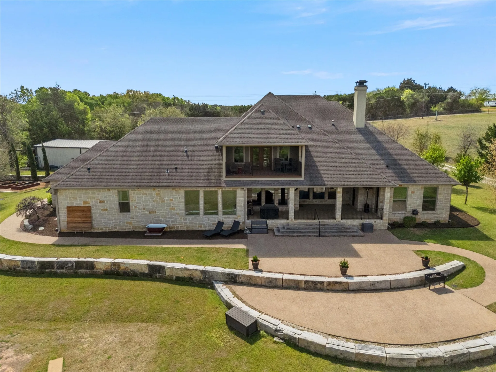 Single Family Residence For Sale in Mc Lennan County , 14690 Chapel Road, Lorena, Texas 76655, 5 Bedroom, 6 Bathroom, 3 Garage spaces, 5,639 Sqft, built in 2017, mls#21221985, Real Estate Agent in Lorena, Homes For Sale in Mc Lennan county, Homes For Sale in Lorena, Realtor in Lorena Texas, Real Estate Brokerage Independent Realty Texas, Luminita Cordes Realtor