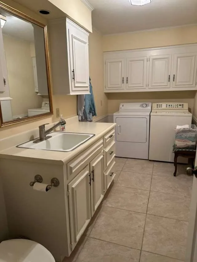 Single Family Residence For Sale in Dallas County , 5321 Bent Tree Drive, Dallas, Texas 75248, 4 Bedroom, 4 Bathroom, 2 Garage spaces, 4,550 Sqft, built in 1979, Preowned, mls#21223320, Real Estate Agent in Dallas, Homes For Sale in Dallas county, Homes For Sale in Dallas, Realtor in Dallas Texas, Real Estate Brokerage Independent Realty Texas, Luminita Cordes Realtor