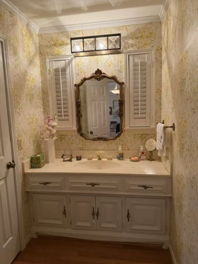 Single Family Residence For Sale in Dallas County , 5321 Bent Tree Drive, Dallas, Texas 75248, 4 Bedroom, 4 Bathroom, 2 Garage spaces, 4,550 Sqft, built in 1979, Preowned, mls#21223320, Real Estate Agent in Dallas, Homes For Sale in Dallas county, Homes For Sale in Dallas, Realtor in Dallas Texas, Real Estate Brokerage Independent Realty Texas, Luminita Cordes Realtor