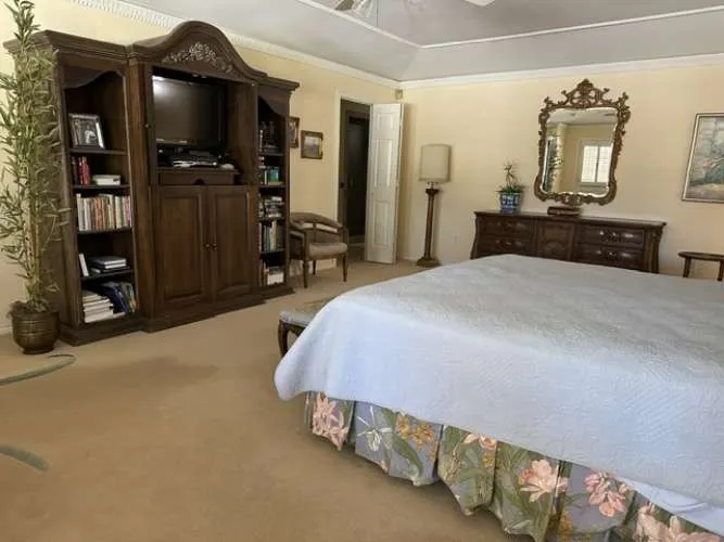 Single Family Residence For Sale in Dallas County , 5321 Bent Tree Drive, Dallas, Texas 75248, 4 Bedroom, 4 Bathroom, 2 Garage spaces, 4,550 Sqft, built in 1979, Preowned, mls#21223320, Real Estate Agent in Dallas, Homes For Sale in Dallas county, Homes For Sale in Dallas, Realtor in Dallas Texas, Real Estate Brokerage Independent Realty Texas, Luminita Cordes Realtor