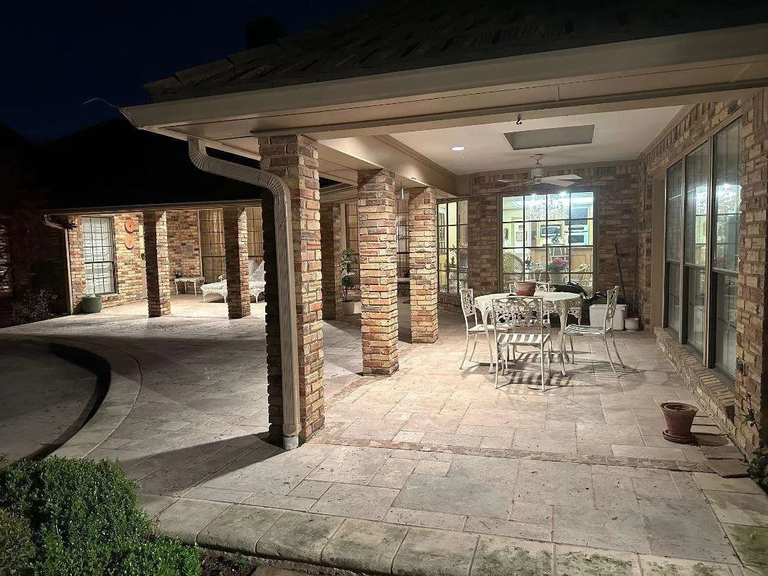 Single Family Residence For Sale in Dallas County , 5321 Bent Tree Drive, Dallas, Texas 75248, 4 Bedroom, 4 Bathroom, 2 Garage spaces, 4,550 Sqft, built in 1979, Preowned, mls#21223320, Real Estate Agent in Dallas, Homes For Sale in Dallas county, Homes For Sale in Dallas, Realtor in Dallas Texas, Real Estate Brokerage Independent Realty Texas, Luminita Cordes Realtor