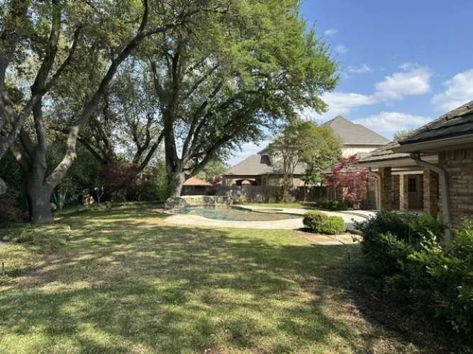 Single Family Residence For Sale in Dallas County , 5321 Bent Tree Drive, Dallas, Texas 75248, 4 Bedroom, 4 Bathroom, 2 Garage spaces, 4,550 Sqft, built in 1979, Preowned, mls#21223320, Real Estate Agent in Dallas, Homes For Sale in Dallas county, Homes For Sale in Dallas, Realtor in Dallas Texas, Real Estate Brokerage Independent Realty Texas, Luminita Cordes Realtor