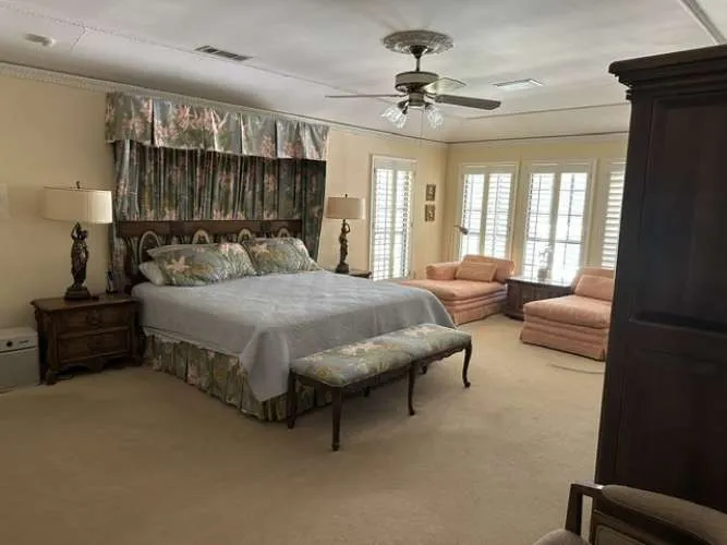 Single Family Residence For Sale in Dallas County , 5321 Bent Tree Drive, Dallas, Texas 75248, 4 Bedroom, 4 Bathroom, 2 Garage spaces, 4,550 Sqft, built in 1979, Preowned, mls#21223320, Real Estate Agent in Dallas, Homes For Sale in Dallas county, Homes For Sale in Dallas, Realtor in Dallas Texas, Real Estate Brokerage Independent Realty Texas, Luminita Cordes Realtor
