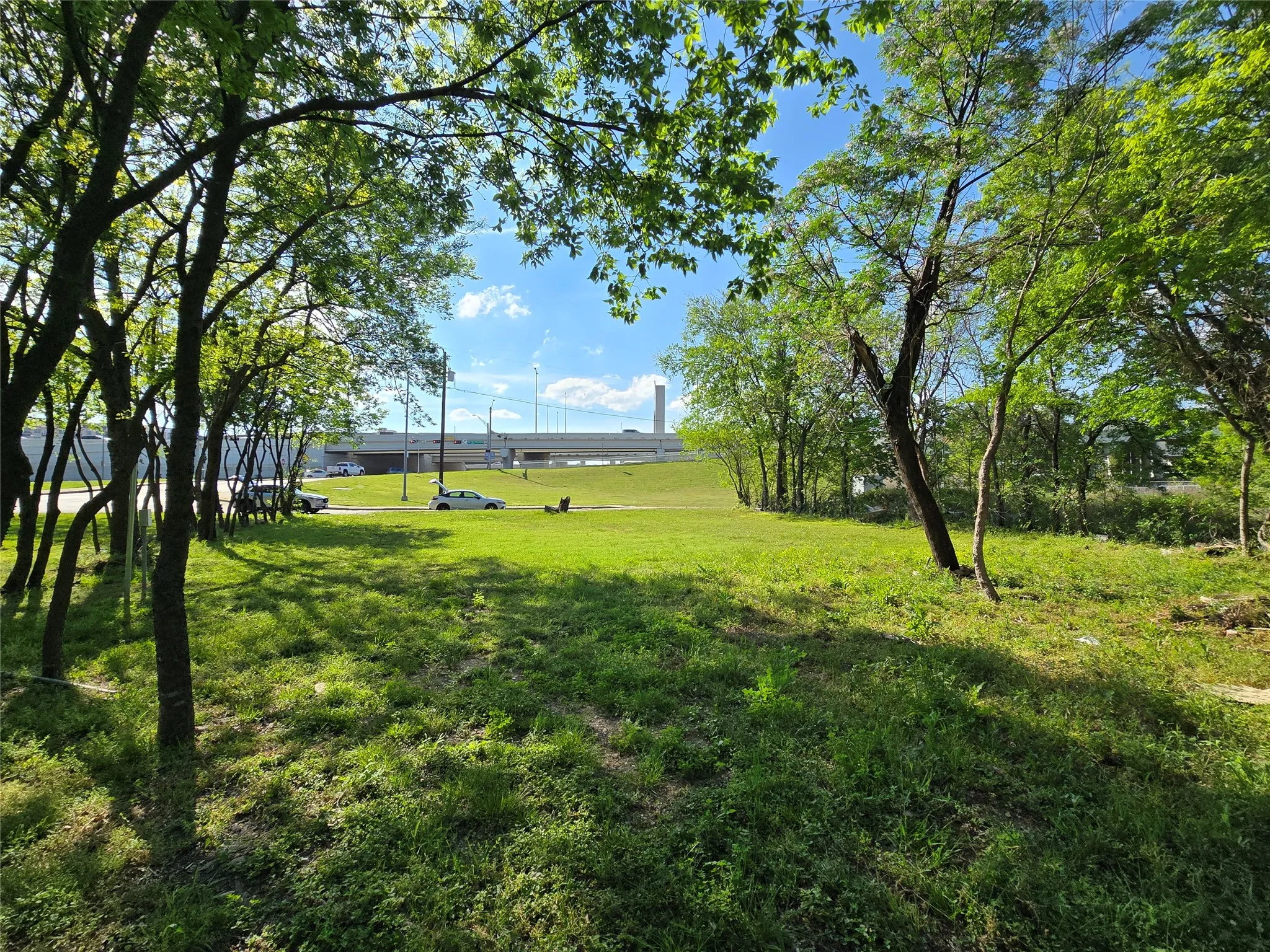 Unimproved Land For Sale in Dallas County , 823 Millard Street, Dallas, Texas 75203, 0, 0, Garage spaces, 0 Sqft, built in 0, mls#21221507, Real Estate Agent in Dallas, Homes For Sale in Dallas county, Homes For Sale in Dallas, Realtor in Dallas Texas, Real Estate Brokerage Independent Realty Texas, Luminita Cordes Realtor