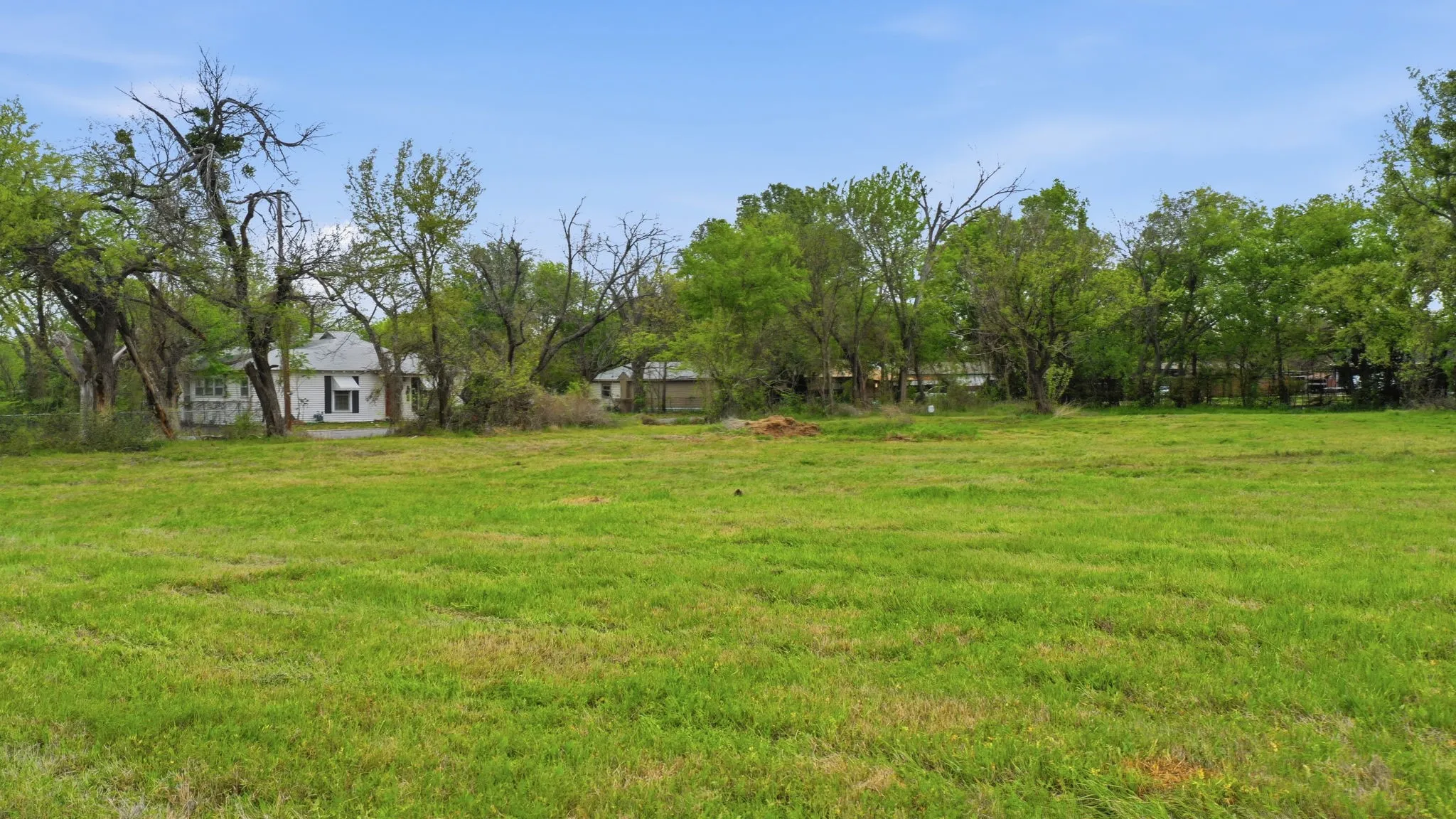 Unimproved Land For Sale in Erath County , 955 N Ollie Street, Stephenville, Texas 76401, 0, 0, Garage spaces, 0 Sqft, built in 0, mls#21222791, Real Estate Agent in Stephenville, Homes For Sale in Erath county, Homes For Sale in Stephenville, Realtor in Stephenville Texas, Real Estate Brokerage Independent Realty Texas, Luminita Cordes Realtor