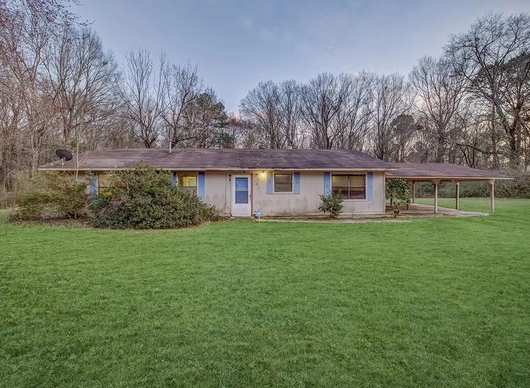 Single Family Residence For Sale in Bowie County , 2601 Page Street, Texarkana, Texas 75501, 3 Bedroom, 2 Bathroom, Garage spaces, 1,484 Sqft, built in 1978, Price $130,000, mls#21223274, Real Estate Agent in Texarkana, Homes For Sale in Bowie county, Homes For Sale in Texarkana, Realtor in Texarkana Texas, Real Estate Brokerage Independent Realty Texas, Luminita Cordes Realtor