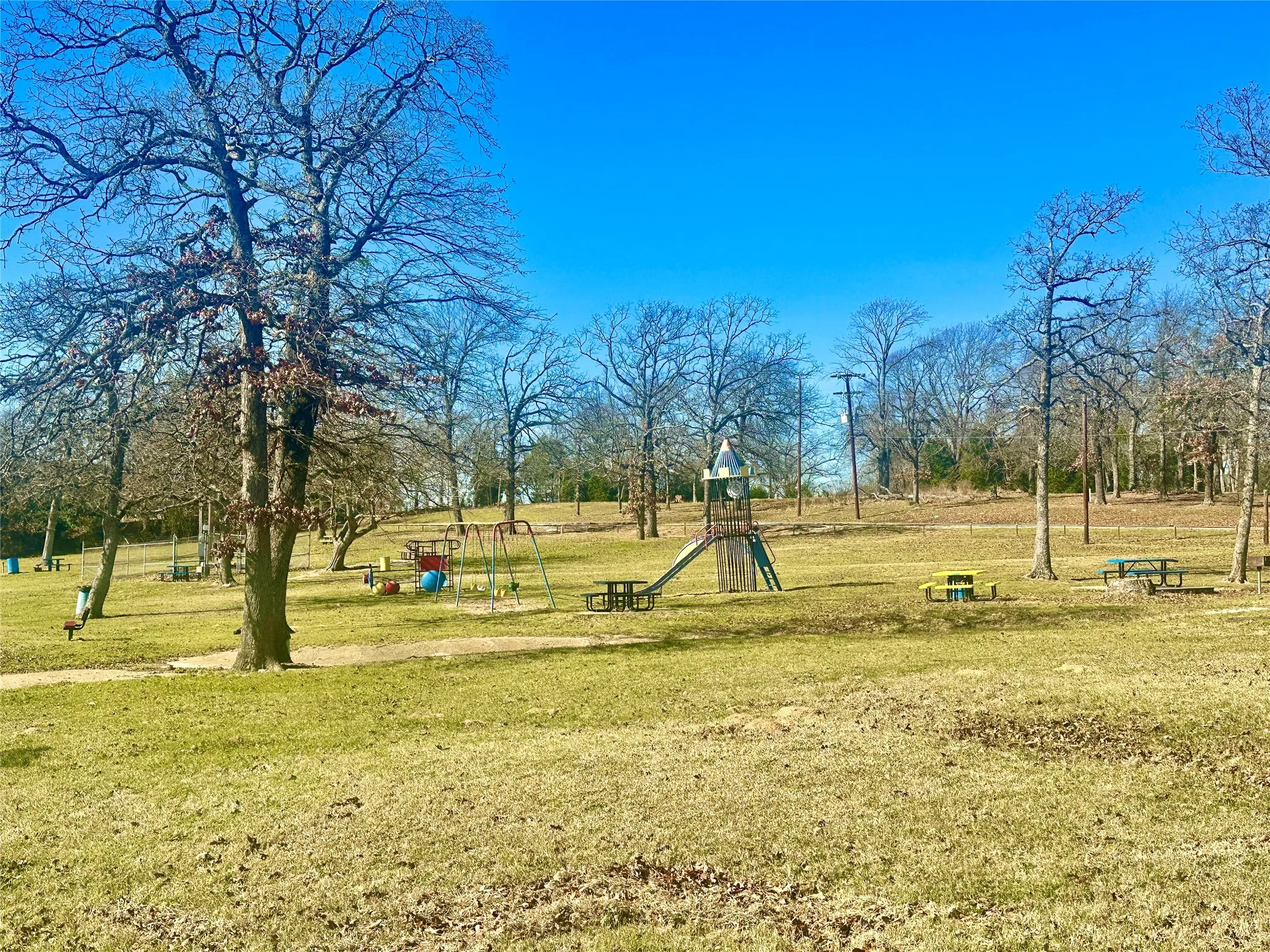 Improved Land For Sale in Henderson County , 14110 Austin Street, Log Cabin, Texas 75148, 0, 0, Garage spaces, 0 Sqft, built in 0, mls#21223204, Real Estate Agent in Log Cabin, Homes For Sale in Henderson county, Homes For Sale in Log Cabin, Realtor in Log Cabin Texas, Real Estate Brokerage Independent Realty Texas, Luminita Cordes Realtor