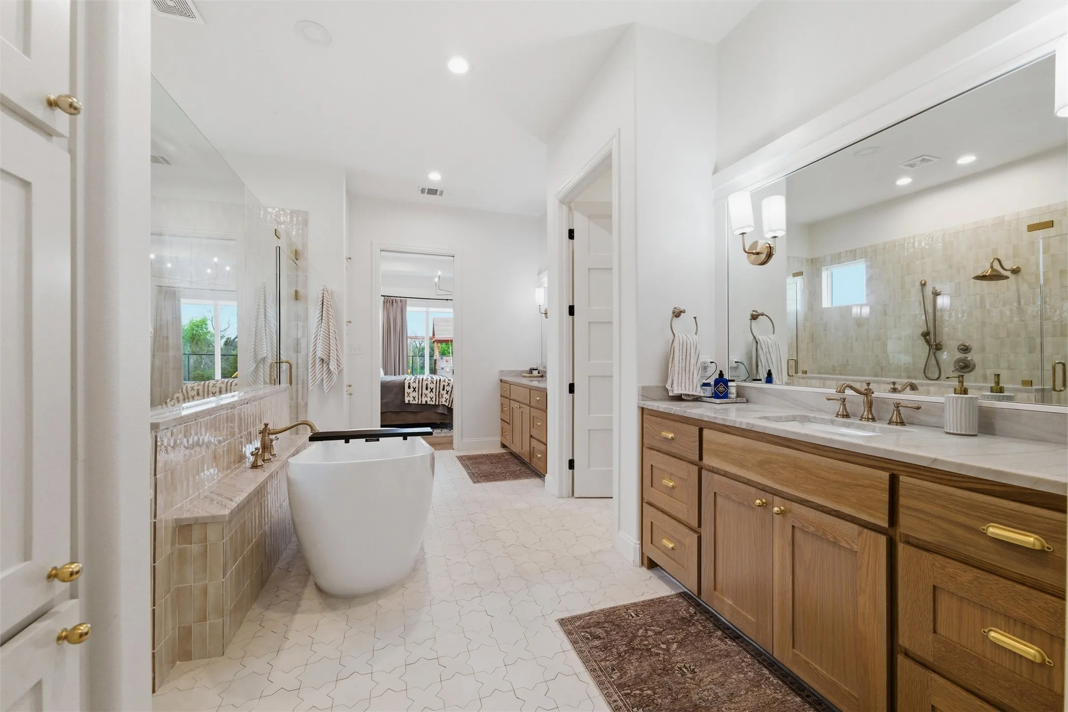 Single Family Residence For Sale in Parker County , 2043 Woodland Road, Weatherford, Texas 76088, 4 Bedroom, 4 Bathroom, 3 Garage spaces, 3,366 Sqft, built in 2022, mls#21222634, Real Estate Agent in Weatherford, Homes For Sale in Parker county, Homes For Sale in Weatherford, Realtor in Weatherford Texas, Real Estate Brokerage Independent Realty Texas, Luminita Cordes Realtor
