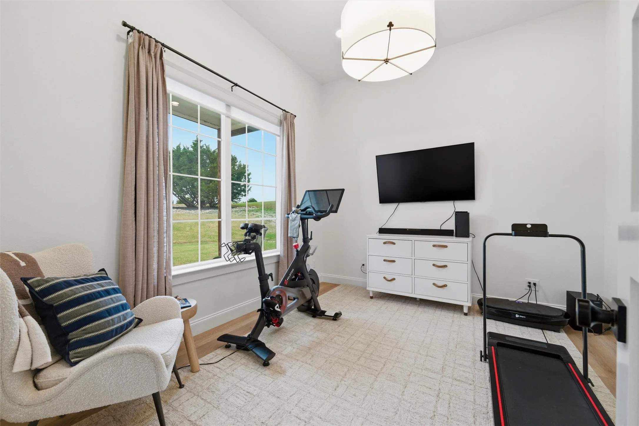 Single Family Residence For Sale in Parker County , 2043 Woodland Road, Weatherford, Texas 76088, 4 Bedroom, 4 Bathroom, 3 Garage spaces, 3,366 Sqft, built in 2022, mls#21222634, Real Estate Agent in Weatherford, Homes For Sale in Parker county, Homes For Sale in Weatherford, Realtor in Weatherford Texas, Real Estate Brokerage Independent Realty Texas, Luminita Cordes Realtor