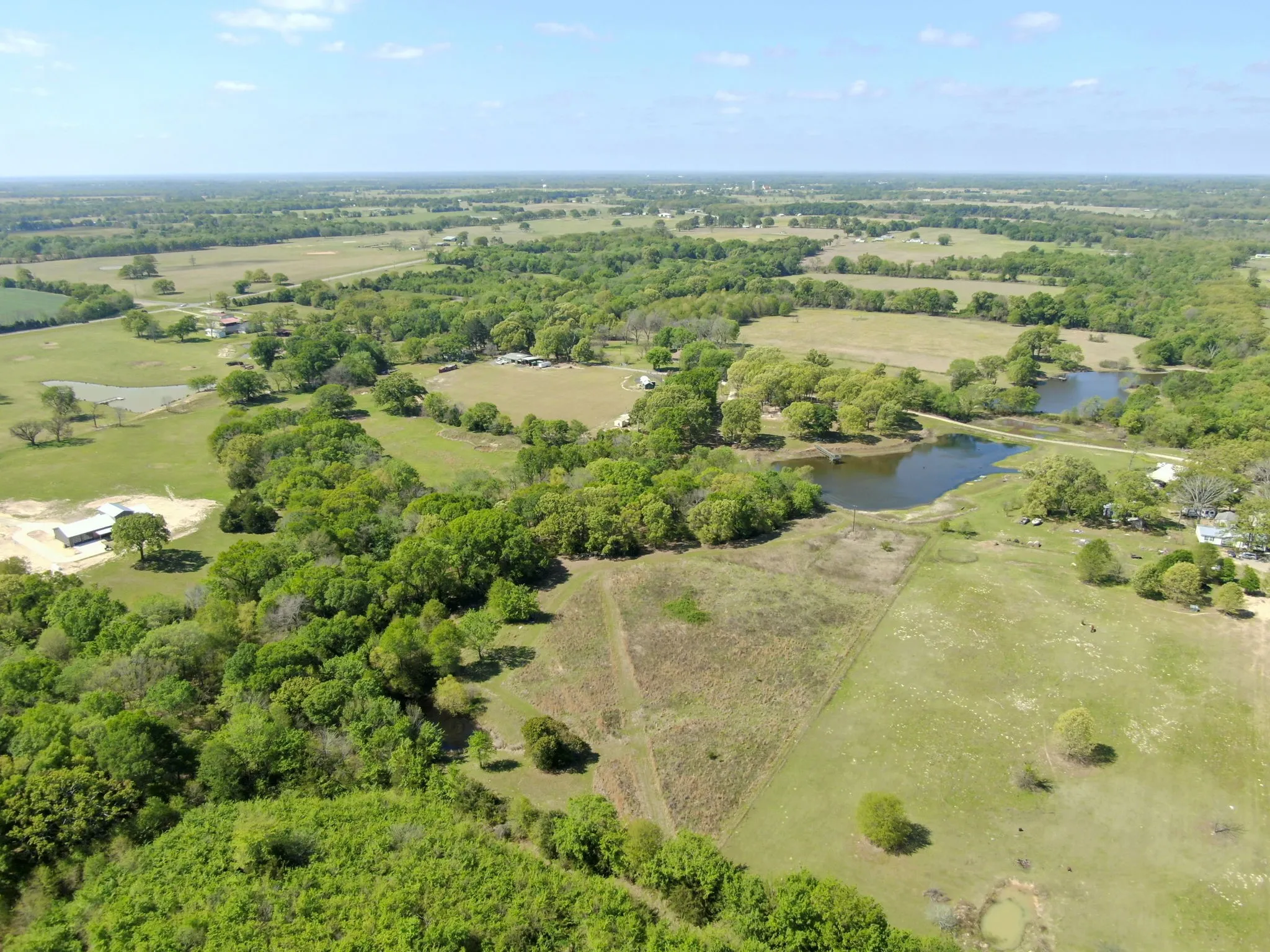 Mobile Home For Sale in Rains County , 321 Rs County Road 3310, Emory, Texas 75440, 3 Bedroom, 2 Bathroom, 2 Garage spaces, 1,740 Sqft, built in 1992, Preowned, mls#21220988, Real Estate Agent in Emory, Homes For Sale in Rains county, Homes For Sale in Emory, Realtor in Emory Texas, Real Estate Brokerage Independent Realty Texas, Luminita Cordes Realtor