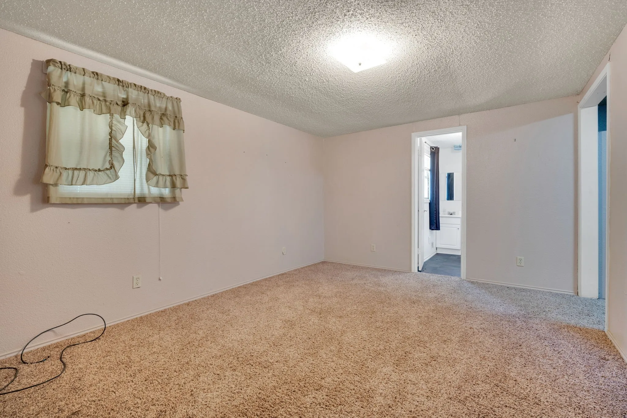 Mobile Home For Sale in Rains County , 321 Rs County Road 3310, Emory, Texas 75440, 3 Bedroom, 2 Bathroom, 2 Garage spaces, 1,740 Sqft, built in 1992, Preowned, mls#21220988, Real Estate Agent in Emory, Homes For Sale in Rains county, Homes For Sale in Emory, Realtor in Emory Texas, Real Estate Brokerage Independent Realty Texas, Luminita Cordes Realtor