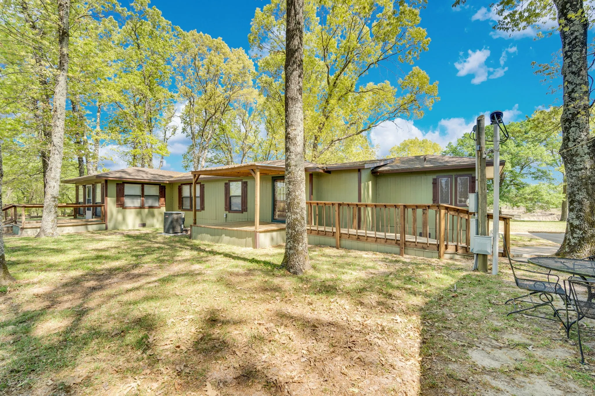 Mobile Home For Sale in Rains County , 321 Rs County Road 3310, Emory, Texas 75440, 3 Bedroom, 2 Bathroom, 2 Garage spaces, 1,740 Sqft, built in 1992, Preowned, mls#21220988, Real Estate Agent in Emory, Homes For Sale in Rains county, Homes For Sale in Emory, Realtor in Emory Texas, Real Estate Brokerage Independent Realty Texas, Luminita Cordes Realtor