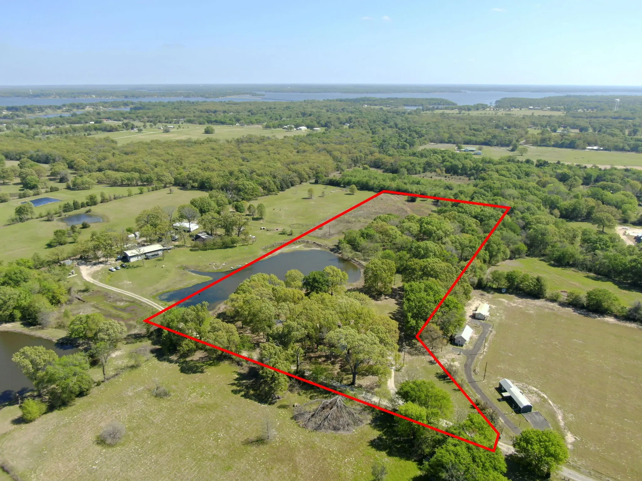 Mobile Home For Sale in Rains County , 321 Rs County Road 3310, Emory, Texas 75440, 3 Bedroom, 2 Bathroom, 2 Garage spaces, 1,740 Sqft, built in 1992, Preowned, mls#21220988, Real Estate Agent in Emory, Homes For Sale in Rains county, Homes For Sale in Emory, Realtor in Emory Texas, Real Estate Brokerage Independent Realty Texas, Luminita Cordes Realtor