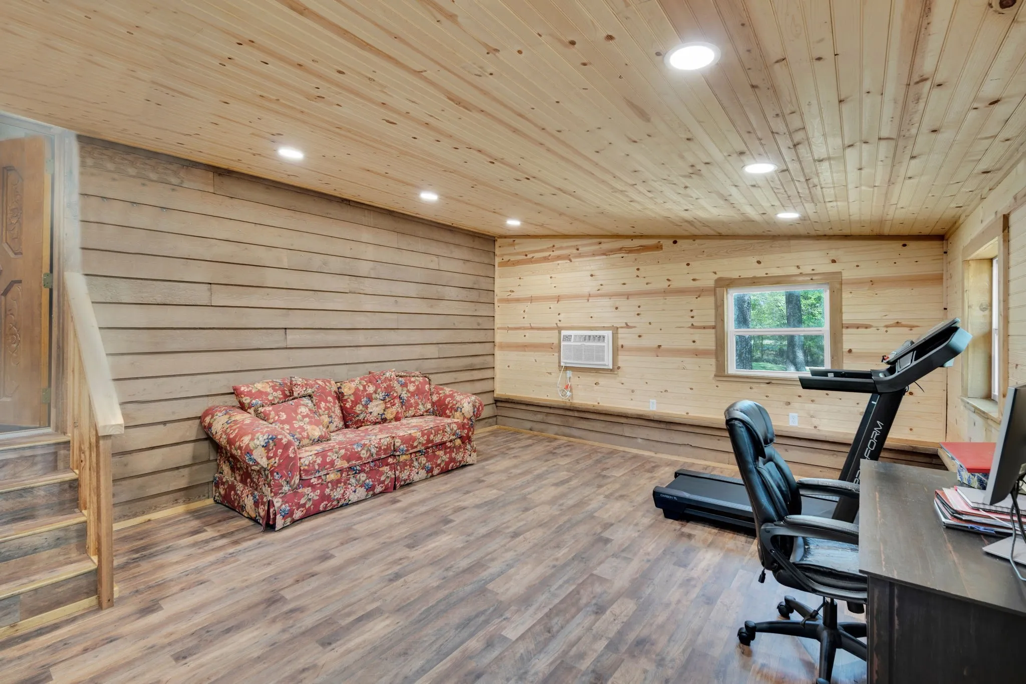 Mobile Home For Sale in Rains County , 321 Rs County Road 3310, Emory, Texas 75440, 3 Bedroom, 2 Bathroom, 2 Garage spaces, 1,740 Sqft, built in 1992, Preowned, mls#21220988, Real Estate Agent in Emory, Homes For Sale in Rains county, Homes For Sale in Emory, Realtor in Emory Texas, Real Estate Brokerage Independent Realty Texas, Luminita Cordes Realtor
