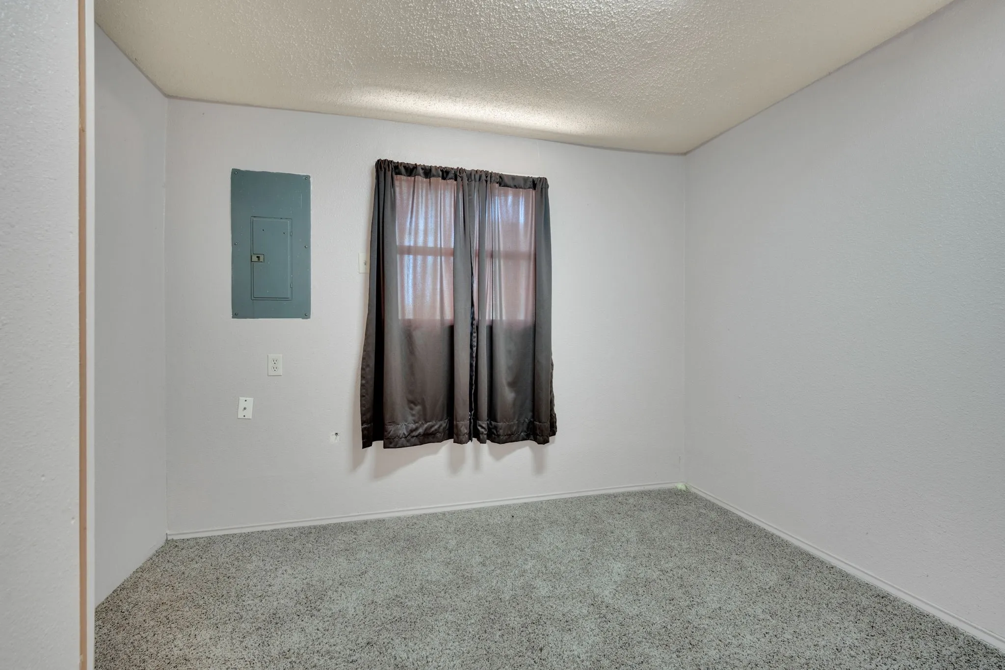 Mobile Home For Sale in Rains County , 321 Rs County Road 3310, Emory, Texas 75440, 3 Bedroom, 2 Bathroom, 2 Garage spaces, 1,740 Sqft, built in 1992, Preowned, mls#21220988, Real Estate Agent in Emory, Homes For Sale in Rains county, Homes For Sale in Emory, Realtor in Emory Texas, Real Estate Brokerage Independent Realty Texas, Luminita Cordes Realtor