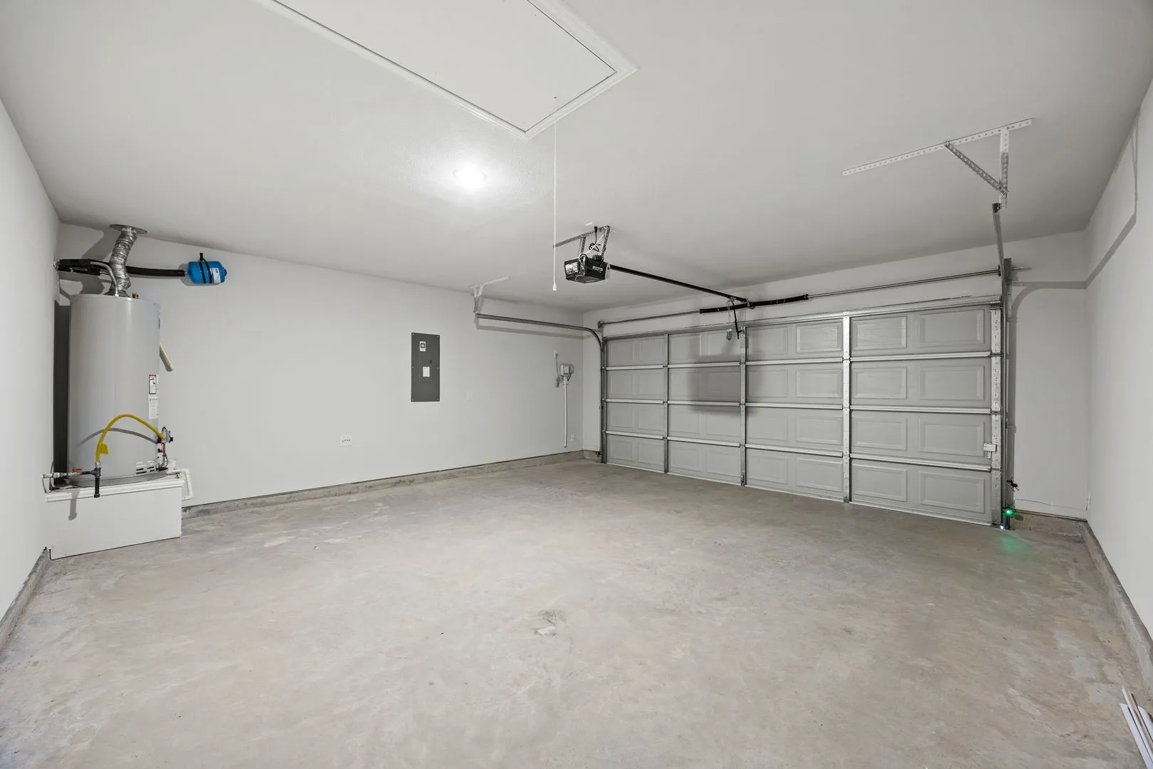 28-web-or-mls-509-hickory-rdg-dr