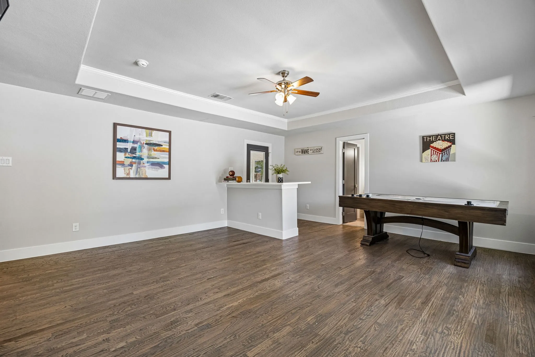 Single Family Residence For Sale in Collin County , 732 Creek Valley Court, Allen, Texas 75002, 4 Bedroom, 4 Bathroom, 2 Garage spaces, 2,893 Sqft, built in 1974, Preowned, mls#21223408, Real Estate Agent in Allen, Homes For Sale in Collin county, Homes For Sale in Allen, Realtor in Allen Texas, Real Estate Brokerage Independent Realty Texas, Luminita Cordes Realtor