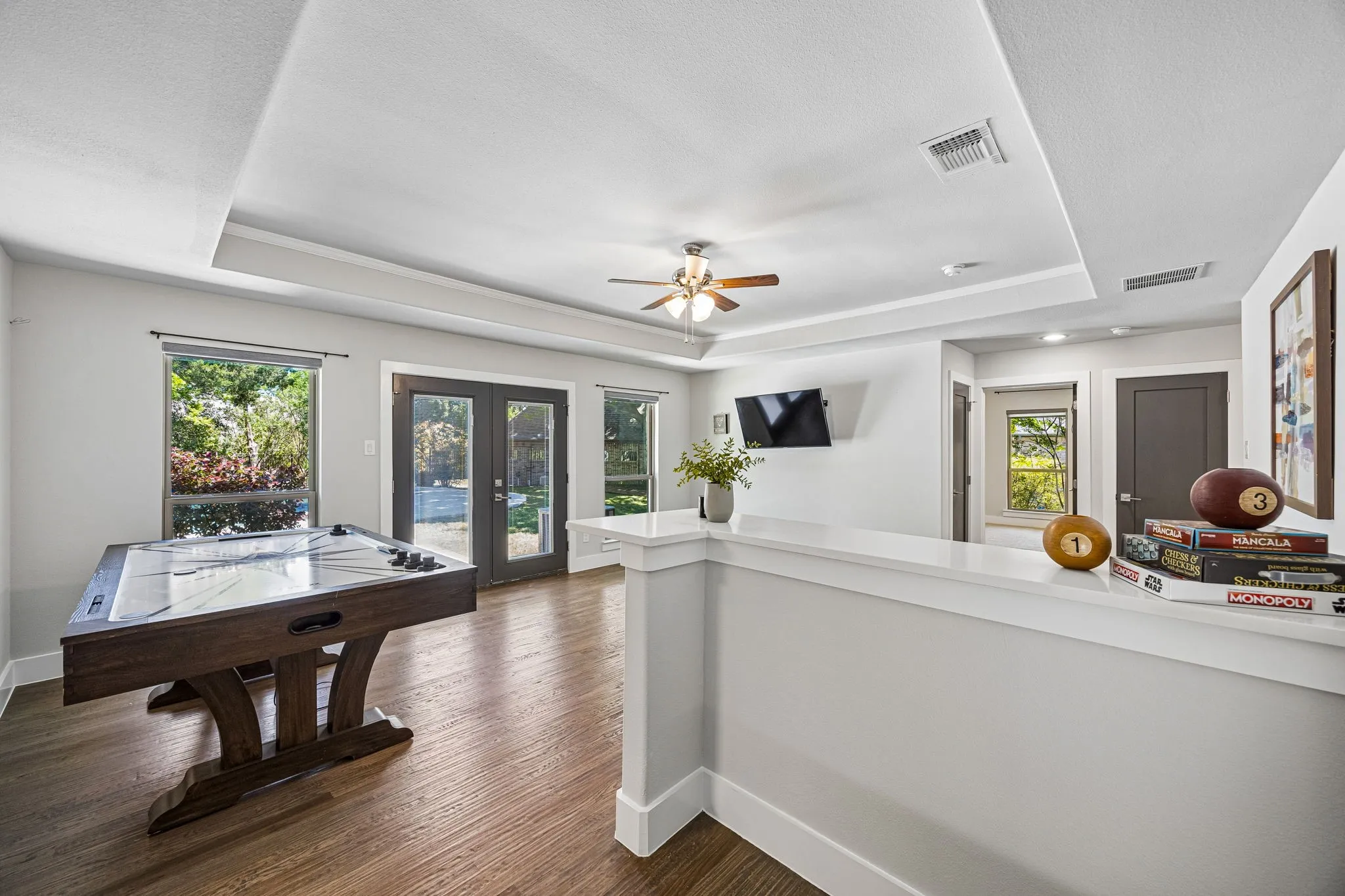 Single Family Residence For Sale in Collin County , 732 Creek Valley Court, Allen, Texas 75002, 4 Bedroom, 4 Bathroom, 2 Garage spaces, 2,893 Sqft, built in 1974, Preowned, mls#21223408, Real Estate Agent in Allen, Homes For Sale in Collin county, Homes For Sale in Allen, Realtor in Allen Texas, Real Estate Brokerage Independent Realty Texas, Luminita Cordes Realtor