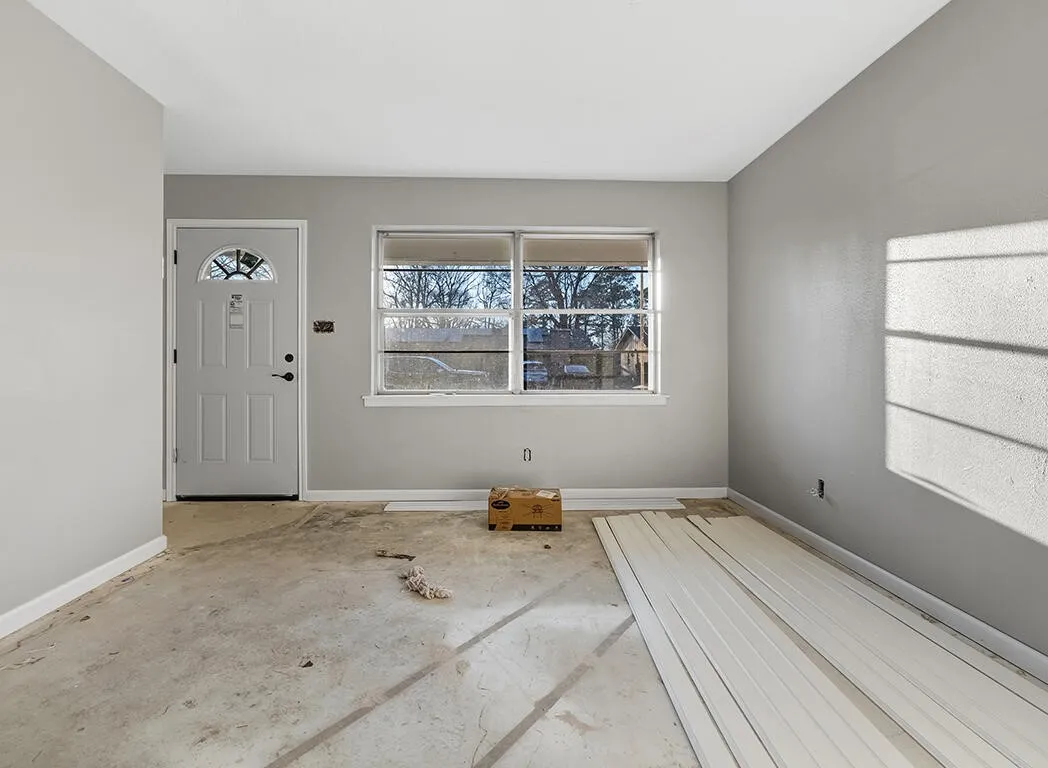 Single Family Residence For Sale in Bowie County , 1700 Jennings Street, Texarkana, Texas 75501, 3 Bedroom, 1 Bathroom, 1 Garage spaces, 1,330 Sqft, built in 1970, mls#21223438, Real Estate Agent in Texarkana, Homes For Sale in Bowie county, Homes For Sale in Texarkana, Realtor in Texarkana Texas, Real Estate Brokerage Independent Realty Texas, Luminita Cordes Realtor