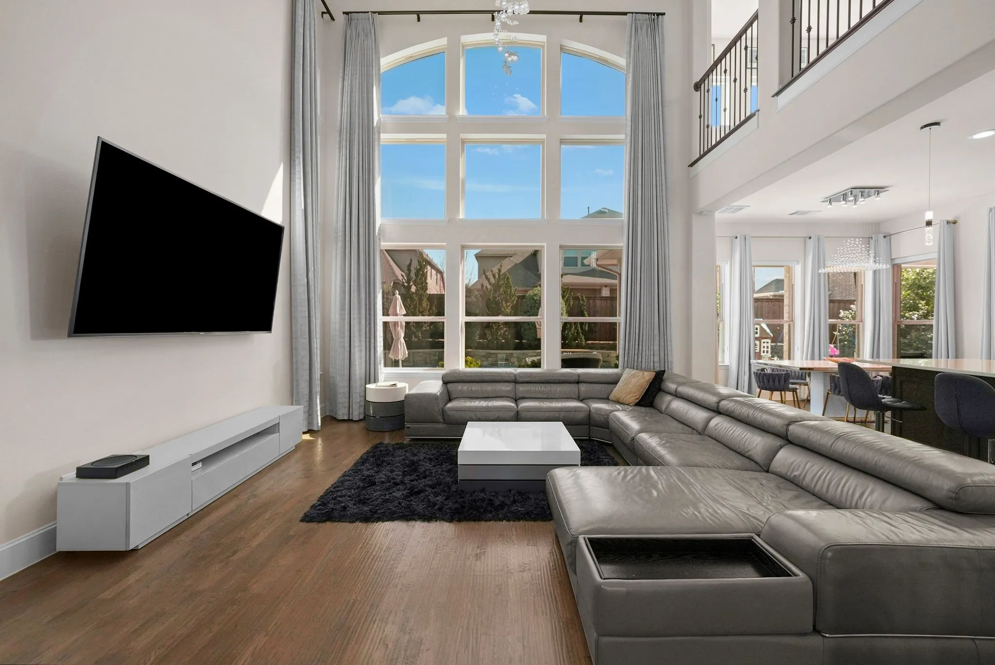 Single Family Residence For Sale in Denton County , 2353 Flat Creek Road, Frisco, Texas 75036, 5 Bedroom, 5 Bathroom, 3 Garage spaces, 4,409 Sqft, built in 2018, Preowned, mls#21219181, Real Estate Agent in Frisco, Homes For Sale in Denton county, Homes For Sale in Frisco, Realtor in Frisco Texas, Real Estate Brokerage Independent Realty Texas, Luminita Cordes Realtor
