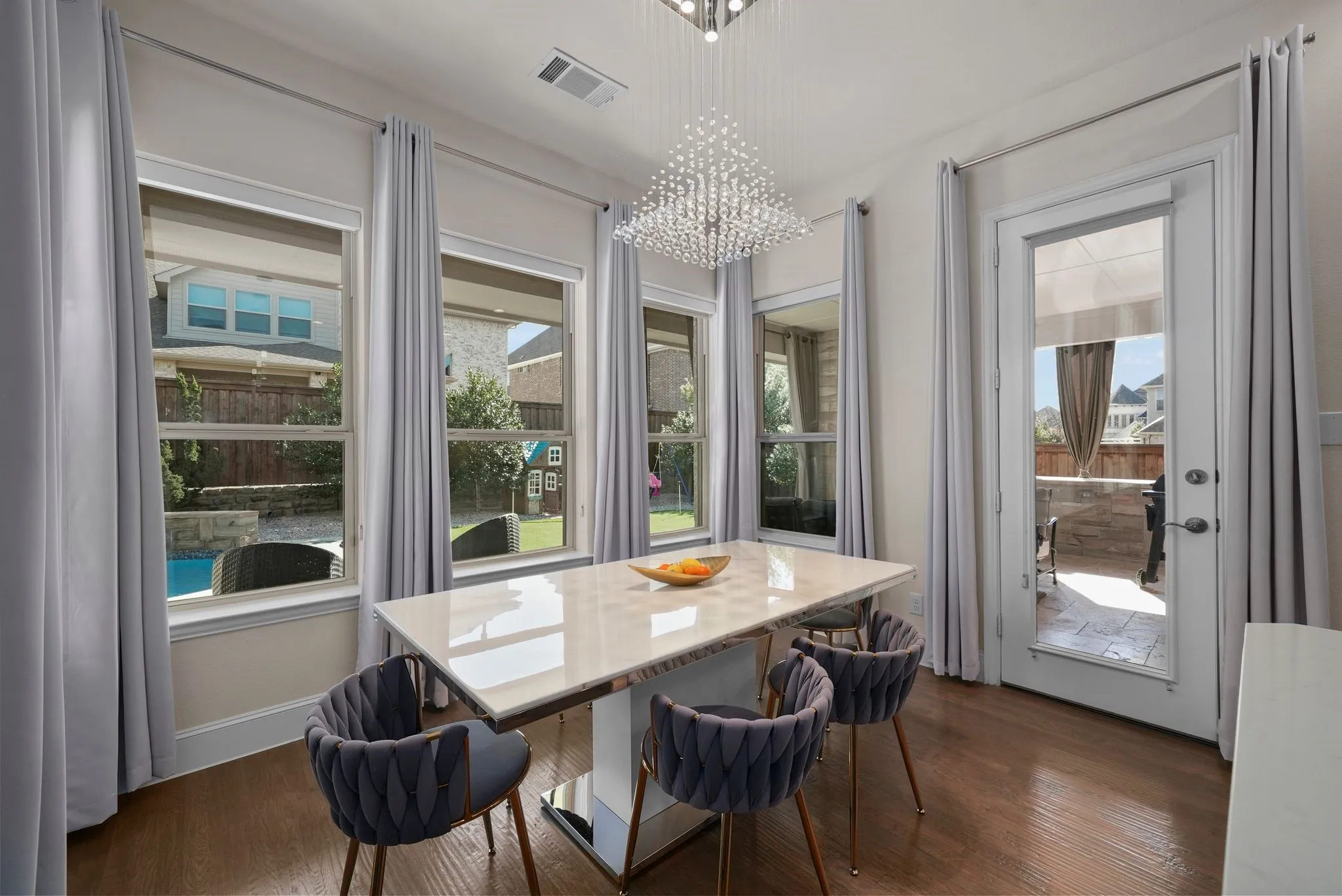 Single Family Residence For Sale in Denton County , 2353 Flat Creek Road, Frisco, Texas 75036, 5 Bedroom, 5 Bathroom, 3 Garage spaces, 4,409 Sqft, built in 2018, Preowned, mls#21219181, Real Estate Agent in Frisco, Homes For Sale in Denton county, Homes For Sale in Frisco, Realtor in Frisco Texas, Real Estate Brokerage Independent Realty Texas, Luminita Cordes Realtor
