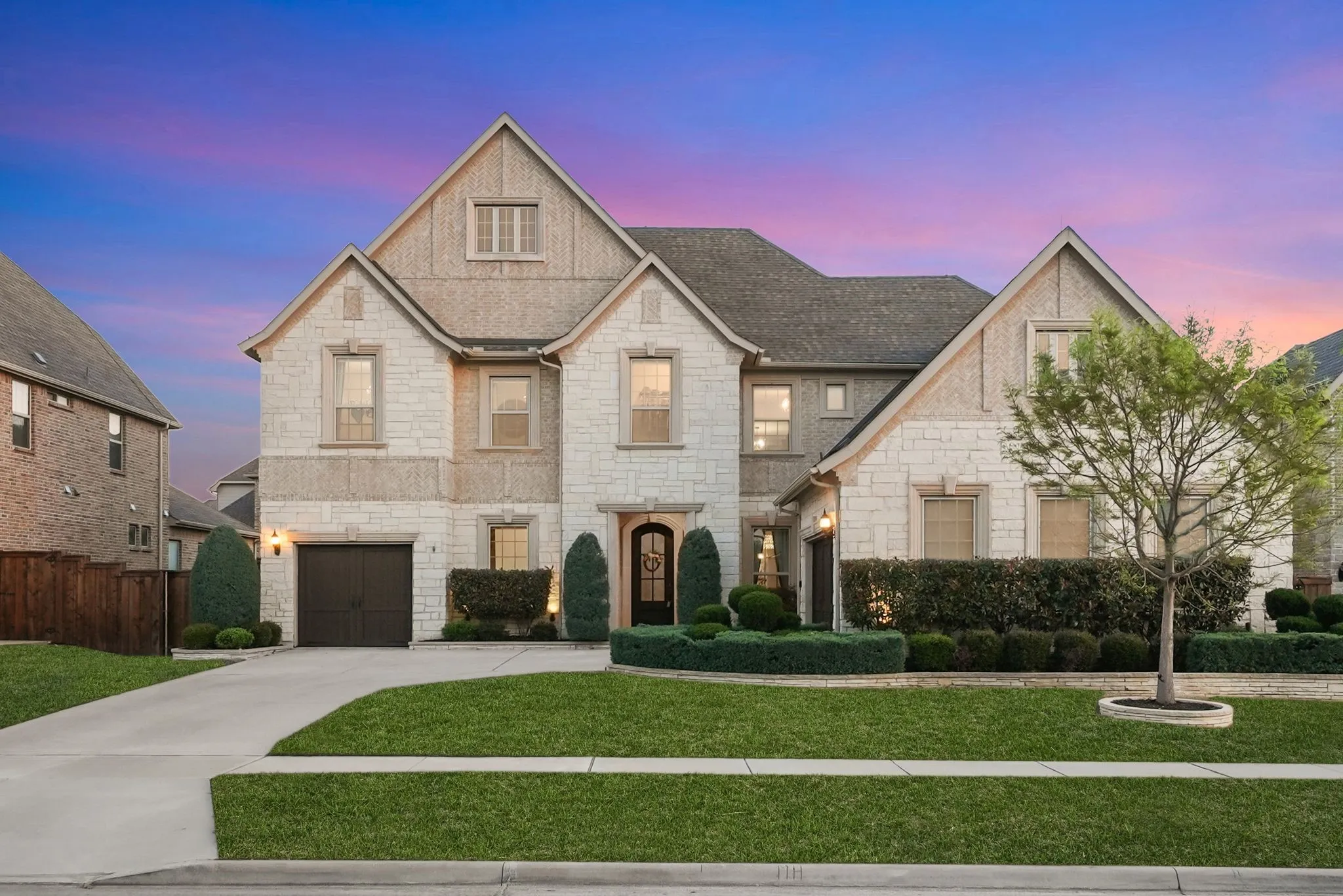 Single Family Residence For Sale in Denton County , 2353 Flat Creek Road, Frisco, Texas 75036, 5 Bedroom, 5 Bathroom, 3 Garage spaces, 4,409 Sqft, built in 2018, Preowned, mls#21219181, Real Estate Agent in Frisco, Homes For Sale in Denton county, Homes For Sale in Frisco, Realtor in Frisco Texas, Real Estate Brokerage Independent Realty Texas, Luminita Cordes Realtor