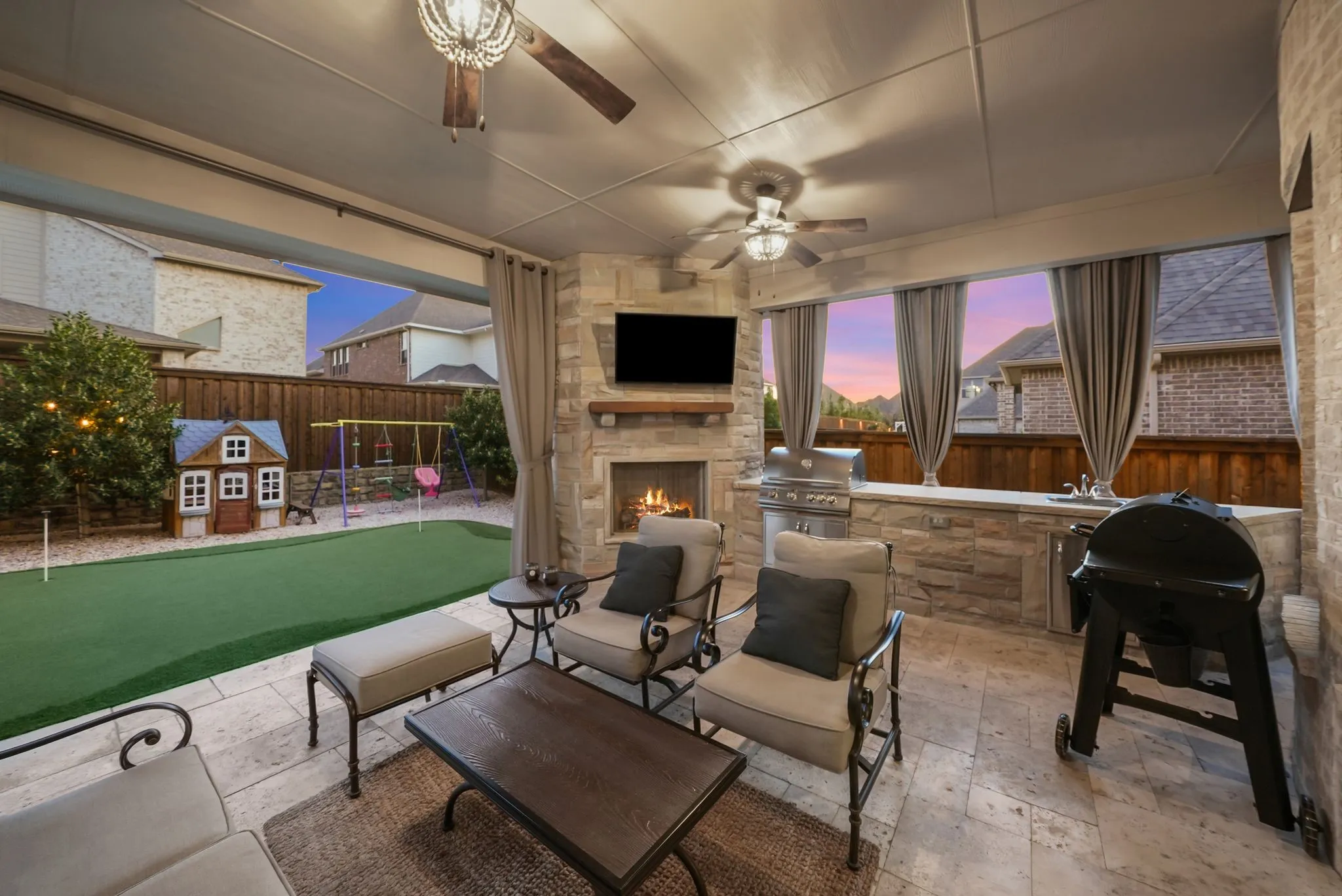 Single Family Residence For Sale in Denton County , 2353 Flat Creek Road, Frisco, Texas 75036, 5 Bedroom, 5 Bathroom, 3 Garage spaces, 4,409 Sqft, built in 2018, Preowned, mls#21219181, Real Estate Agent in Frisco, Homes For Sale in Denton county, Homes For Sale in Frisco, Realtor in Frisco Texas, Real Estate Brokerage Independent Realty Texas, Luminita Cordes Realtor