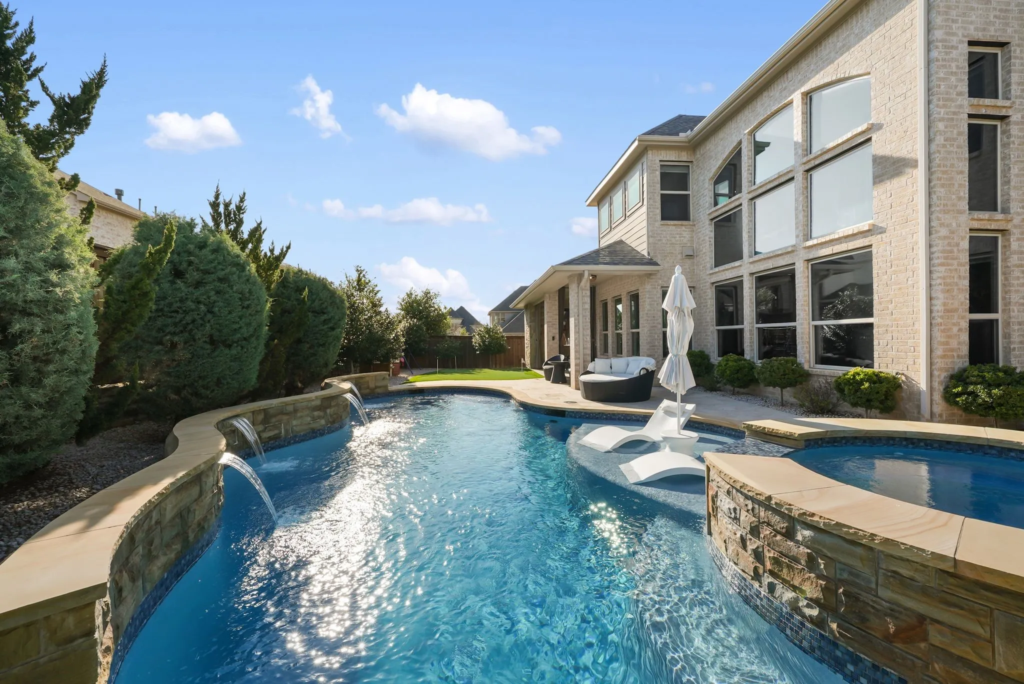 Single Family Residence For Sale in Denton County , 2353 Flat Creek Road, Frisco, Texas 75036, 5 Bedroom, 5 Bathroom, 3 Garage spaces, 4,409 Sqft, built in 2018, Preowned, mls#21219181, Real Estate Agent in Frisco, Homes For Sale in Denton county, Homes For Sale in Frisco, Realtor in Frisco Texas, Real Estate Brokerage Independent Realty Texas, Luminita Cordes Realtor