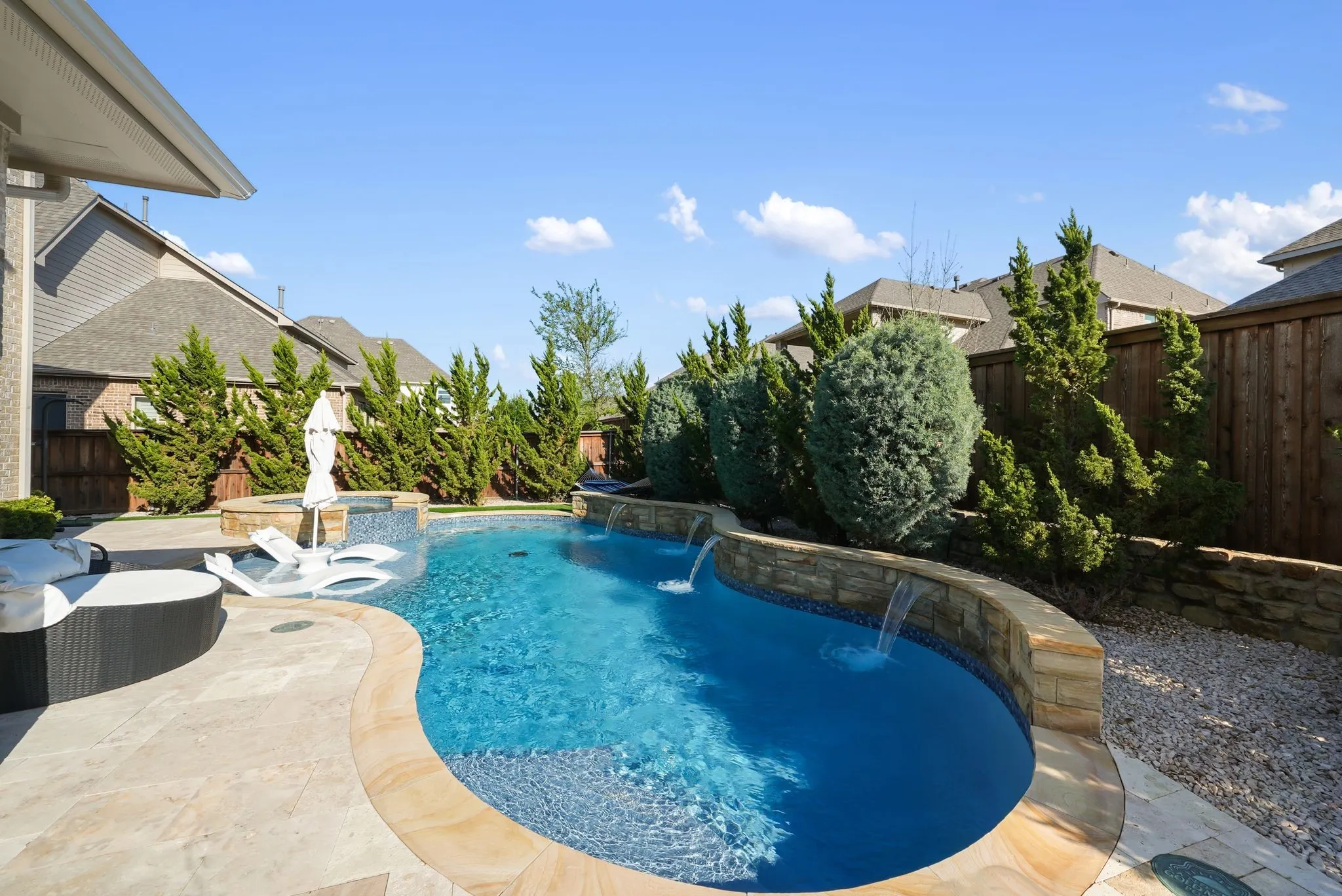 Single Family Residence For Sale in Denton County , 2353 Flat Creek Road, Frisco, Texas 75036, 5 Bedroom, 5 Bathroom, 3 Garage spaces, 4,409 Sqft, built in 2018, Preowned, mls#21219181, Real Estate Agent in Frisco, Homes For Sale in Denton county, Homes For Sale in Frisco, Realtor in Frisco Texas, Real Estate Brokerage Independent Realty Texas, Luminita Cordes Realtor