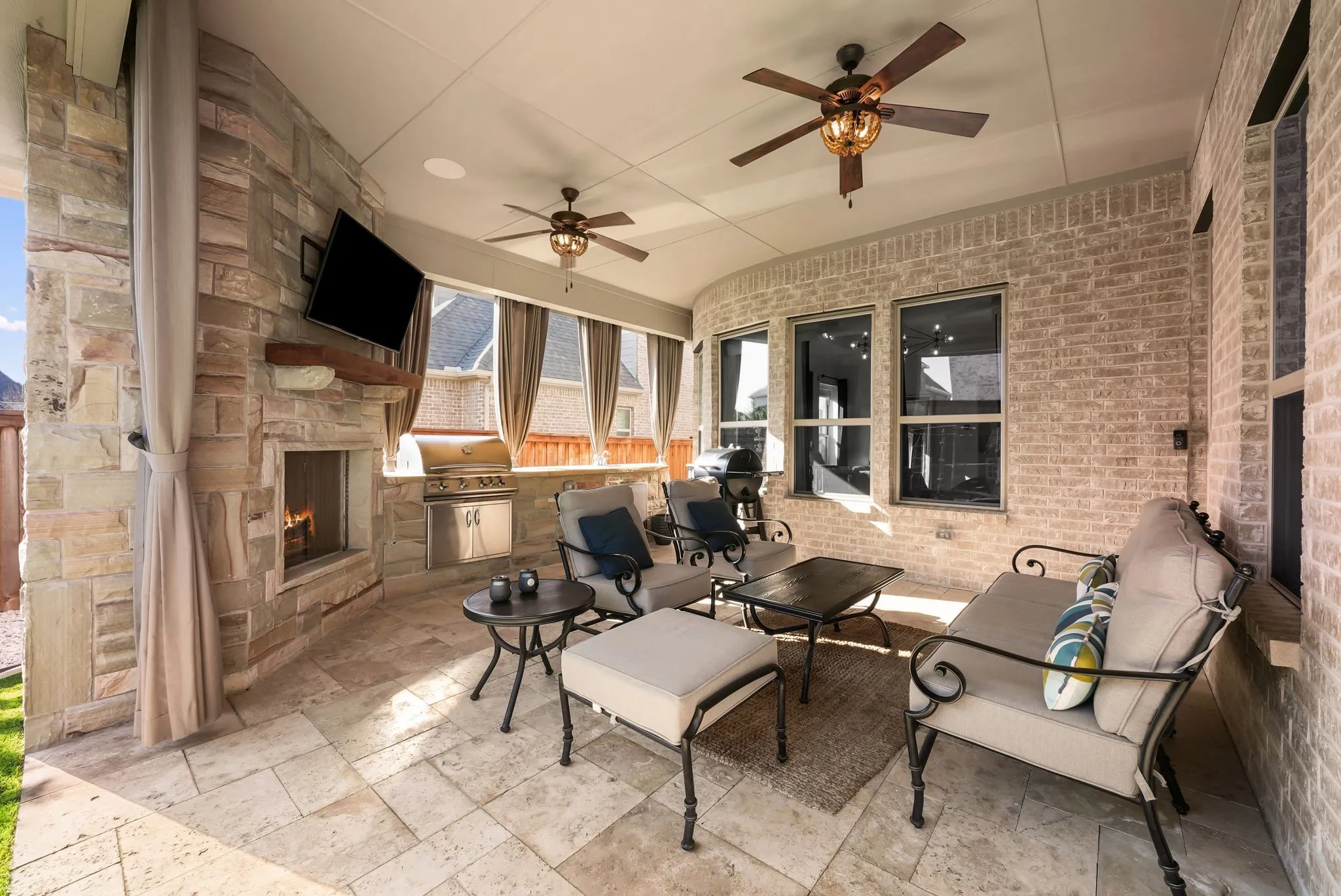 Single Family Residence For Sale in Denton County , 2353 Flat Creek Road, Frisco, Texas 75036, 5 Bedroom, 5 Bathroom, 3 Garage spaces, 4,409 Sqft, built in 2018, Preowned, mls#21219181, Real Estate Agent in Frisco, Homes For Sale in Denton county, Homes For Sale in Frisco, Realtor in Frisco Texas, Real Estate Brokerage Independent Realty Texas, Luminita Cordes Realtor