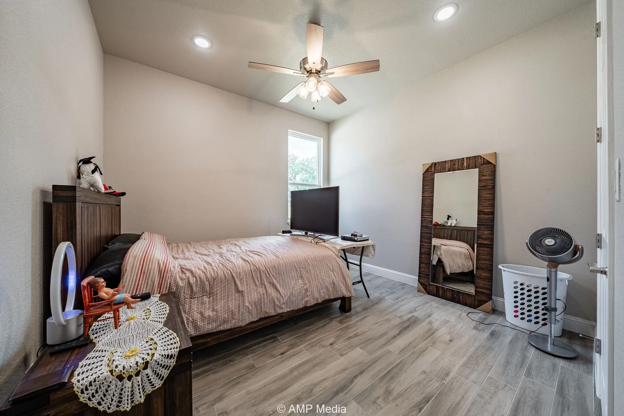 Single Family Residence For Sale in Parker County , 408 Lake Arbor Drive, Weatherford, Texas 76088, 4 Bedrooms, 3 Bathrooms, 2 Garage spaces, 2,856 Sqft, built in 2022, Price $649,900, mls#21223615, Real Estate Agent in Weatherford, Homes For Sale in Parker county, Homes For Sale in Weatherford, Realtor in Weatherford Texas, Real Estate Brokerage Independent Realty Texas, Luminita Cordes Realtor