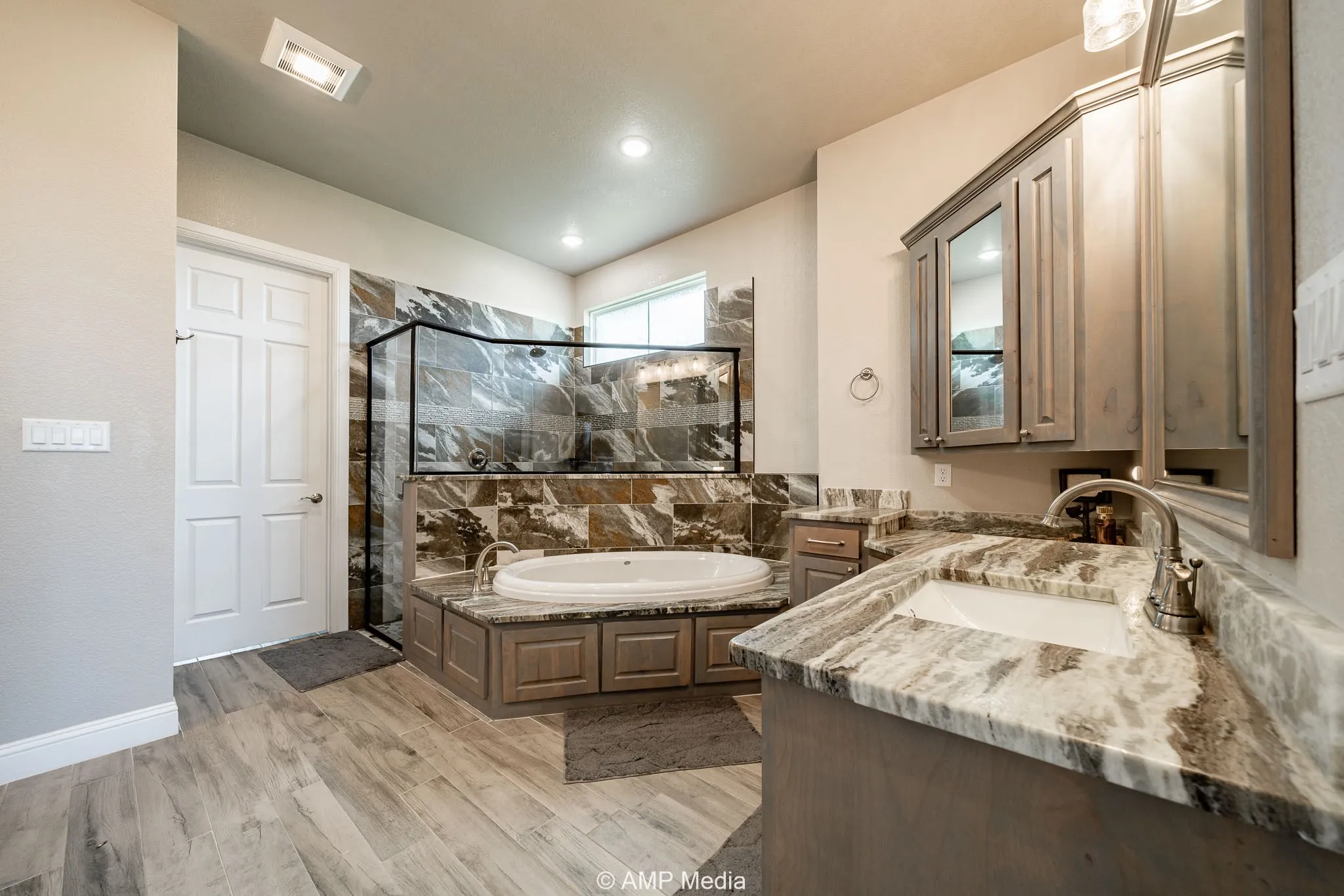 Single Family Residence For Sale in Parker County , 408 Lake Arbor Drive, Weatherford, Texas 76088, 4 Bedrooms, 3 Bathrooms, 2 Garage spaces, 2,856 Sqft, built in 2022, Price $649,900, mls#21223615, Real Estate Agent in Weatherford, Homes For Sale in Parker county, Homes For Sale in Weatherford, Realtor in Weatherford Texas, Real Estate Brokerage Independent Realty Texas, Luminita Cordes Realtor