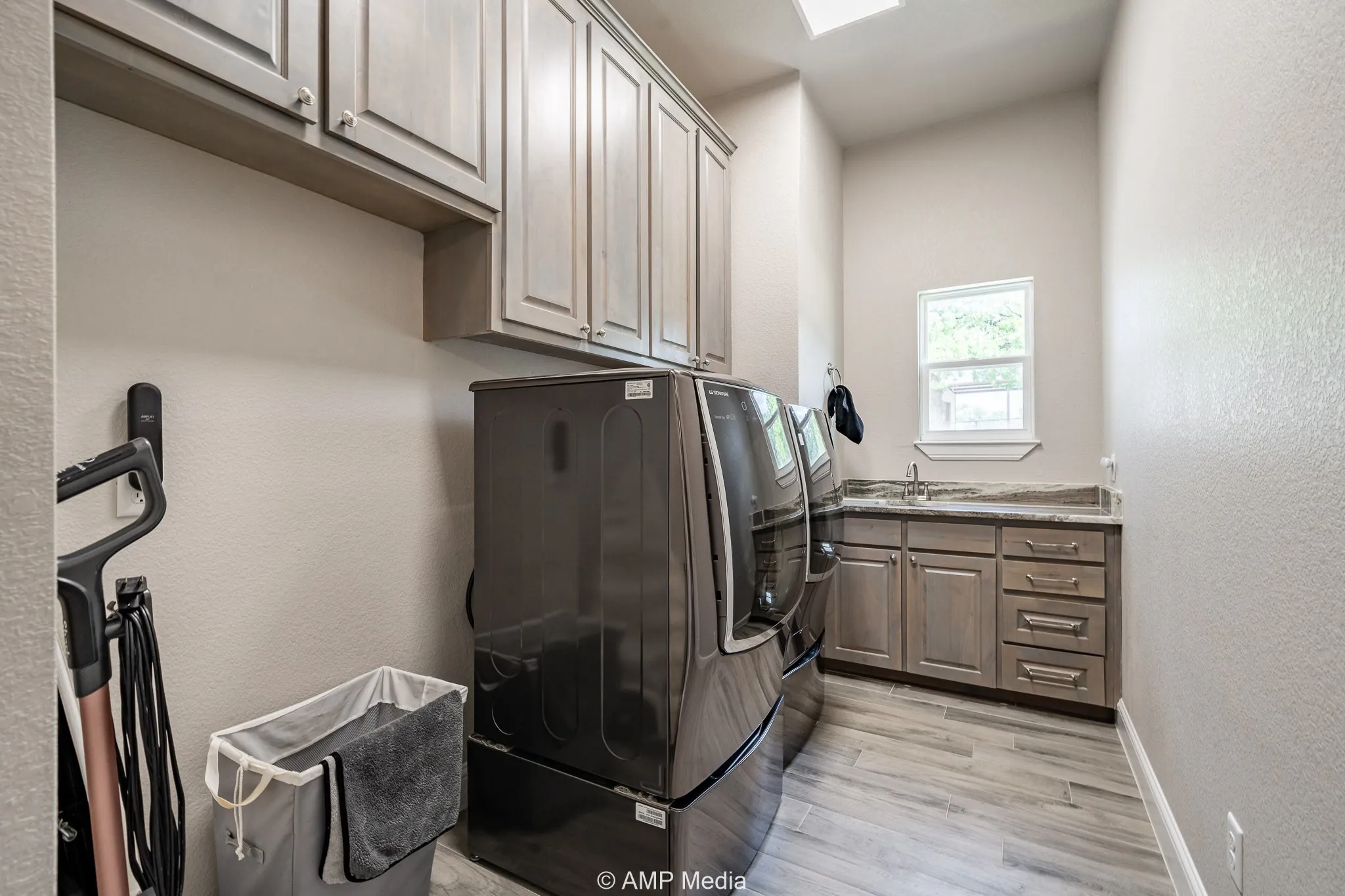 Single Family Residence For Sale in Parker County , 408 Lake Arbor Drive, Weatherford, Texas 76088, 4 Bedrooms, 3 Bathrooms, 2 Garage spaces, 2,856 Sqft, built in 2022, Price $649,900, mls#21223615, Real Estate Agent in Weatherford, Homes For Sale in Parker county, Homes For Sale in Weatherford, Realtor in Weatherford Texas, Real Estate Brokerage Independent Realty Texas, Luminita Cordes Realtor