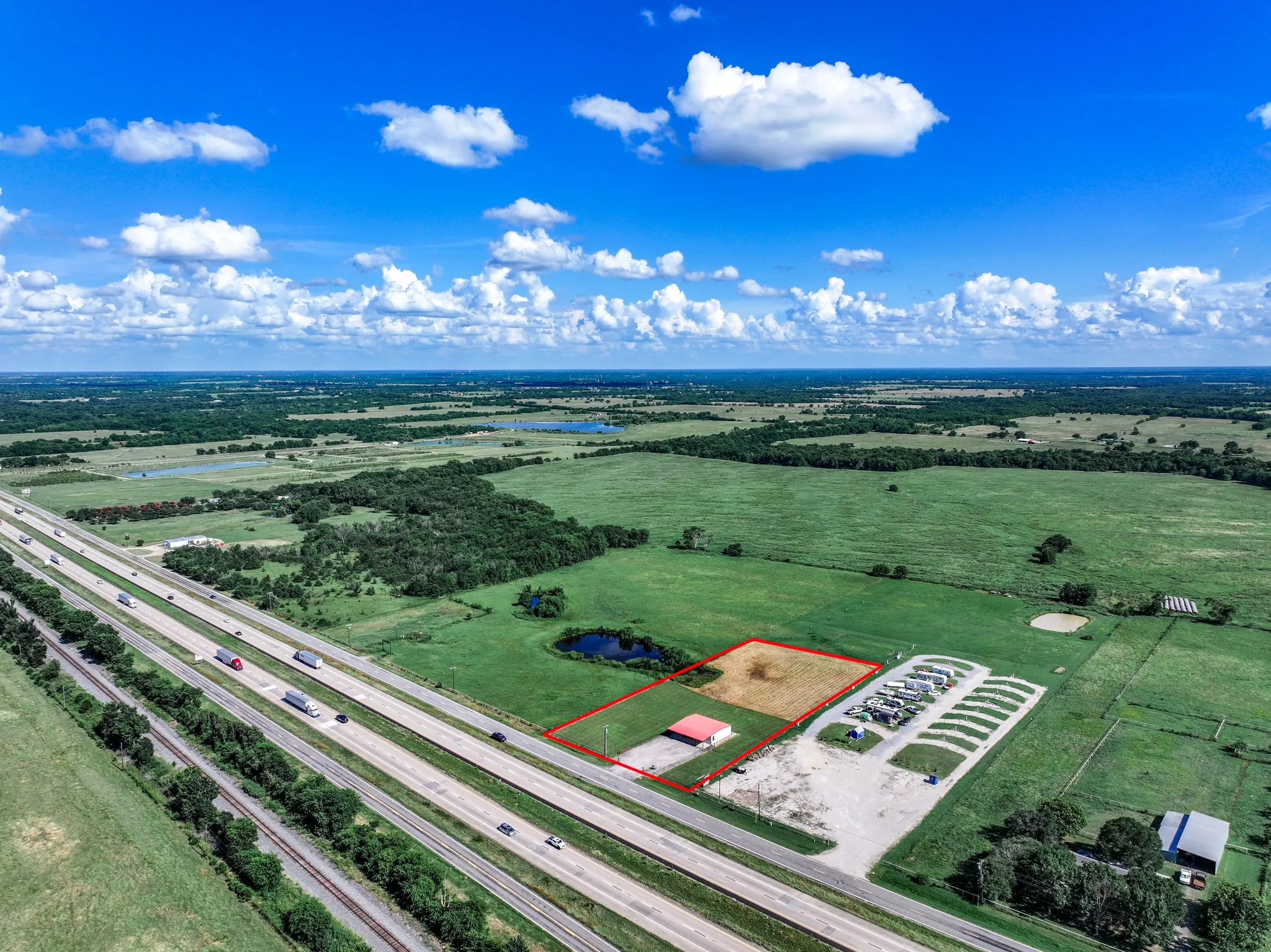 Business For Sale in Hopkins County , 8505 W Interstate Highway 30, Cumby, Texas 75433, 0, 0, Garage spaces, 1,728 Sqft, built in 2002, Preowned, mls#21223533, Real Estate Agent in Cumby, Homes For Sale in Hopkins county, Homes For Sale in Cumby, Realtor in Cumby Texas, Real Estate Brokerage Independent Realty Texas, Luminita Cordes Realtor